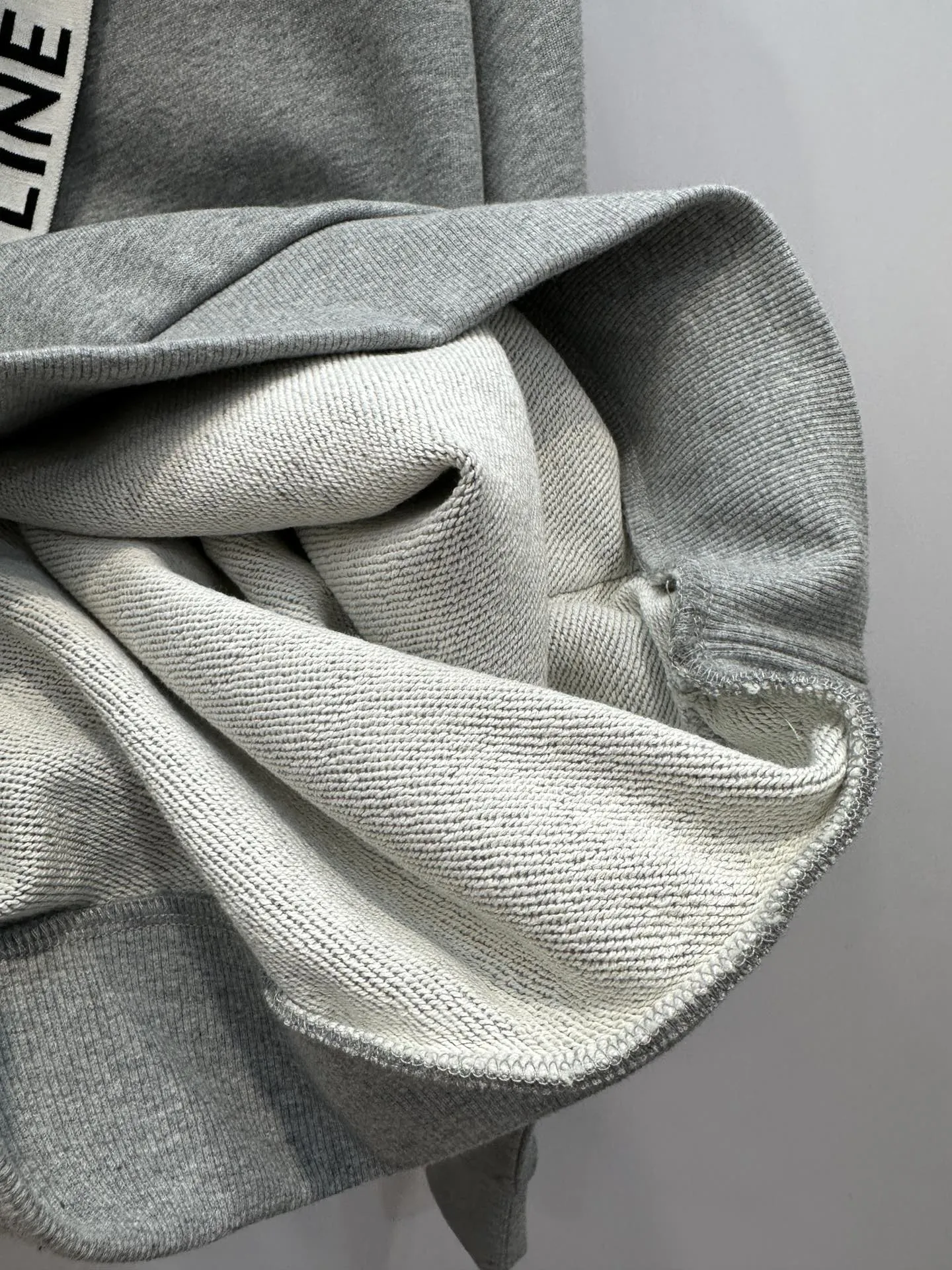 CELINE グレー連帽スウェット - 画像 (6)
