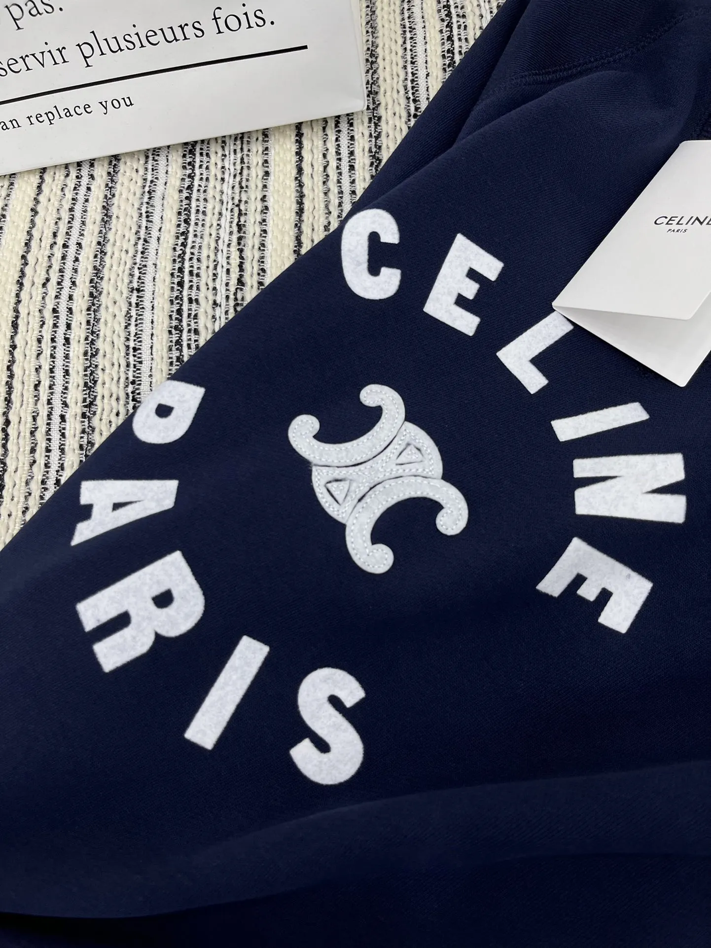 CELINEパリスブルー刺繍ラウンドネックスウェット - 画像 (6)