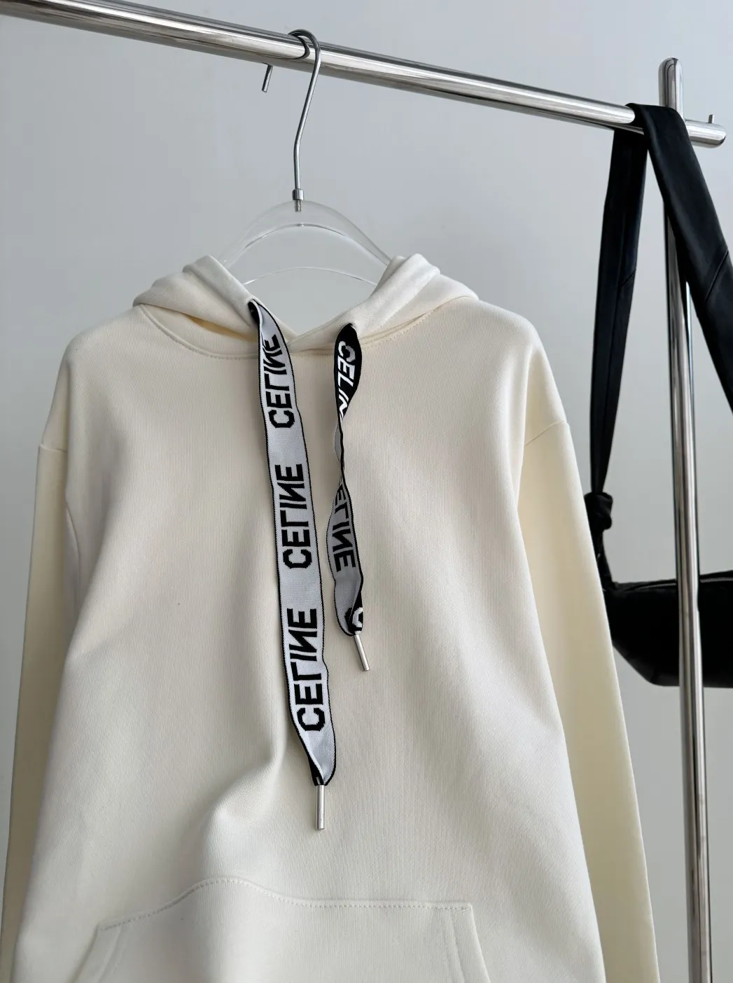 Celxy4421 Ceロゴベージュ系帯帽 hoodie - 画像 (4)