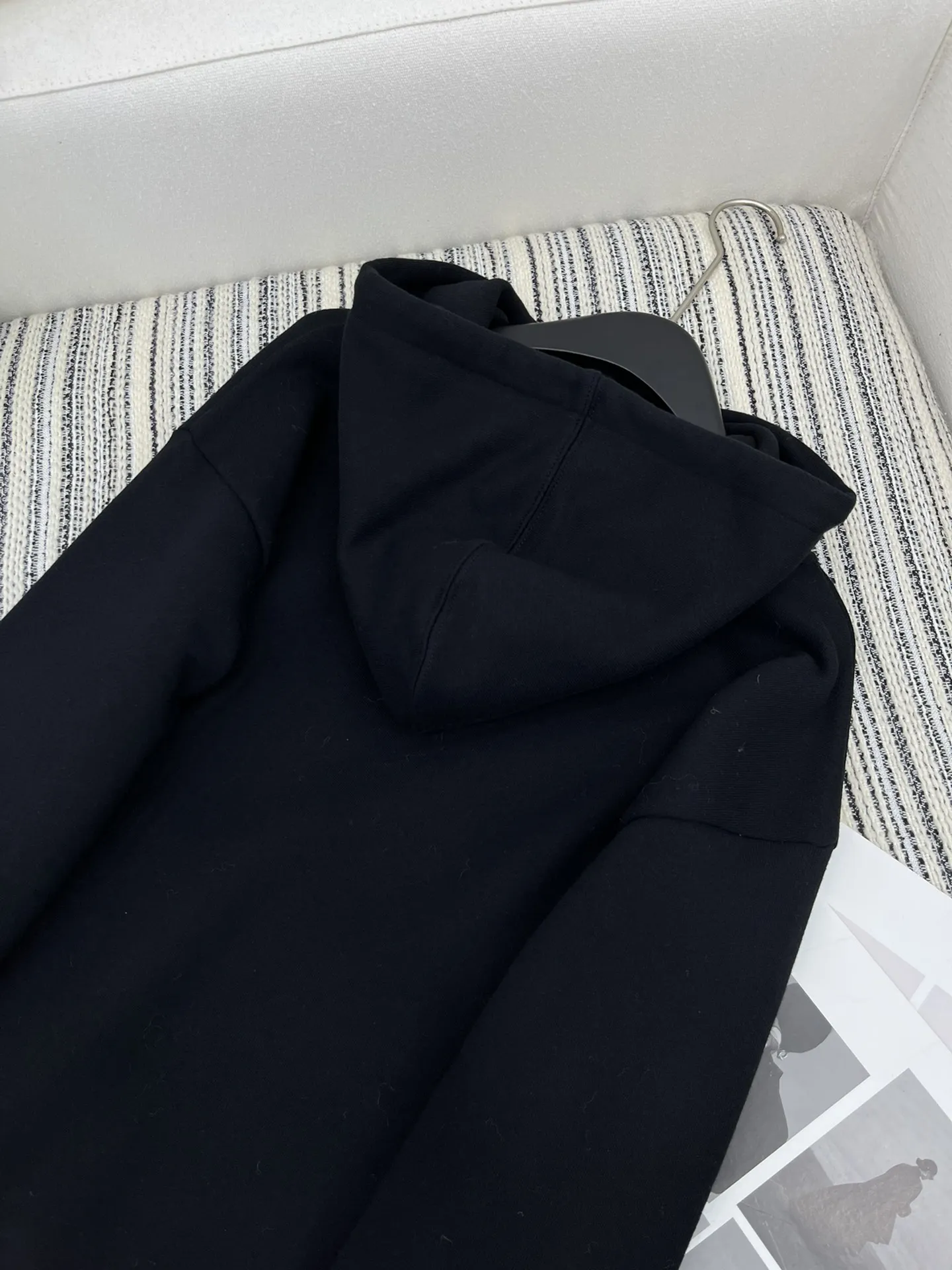 CELINE 黒色 パーカー - 画像 (8)