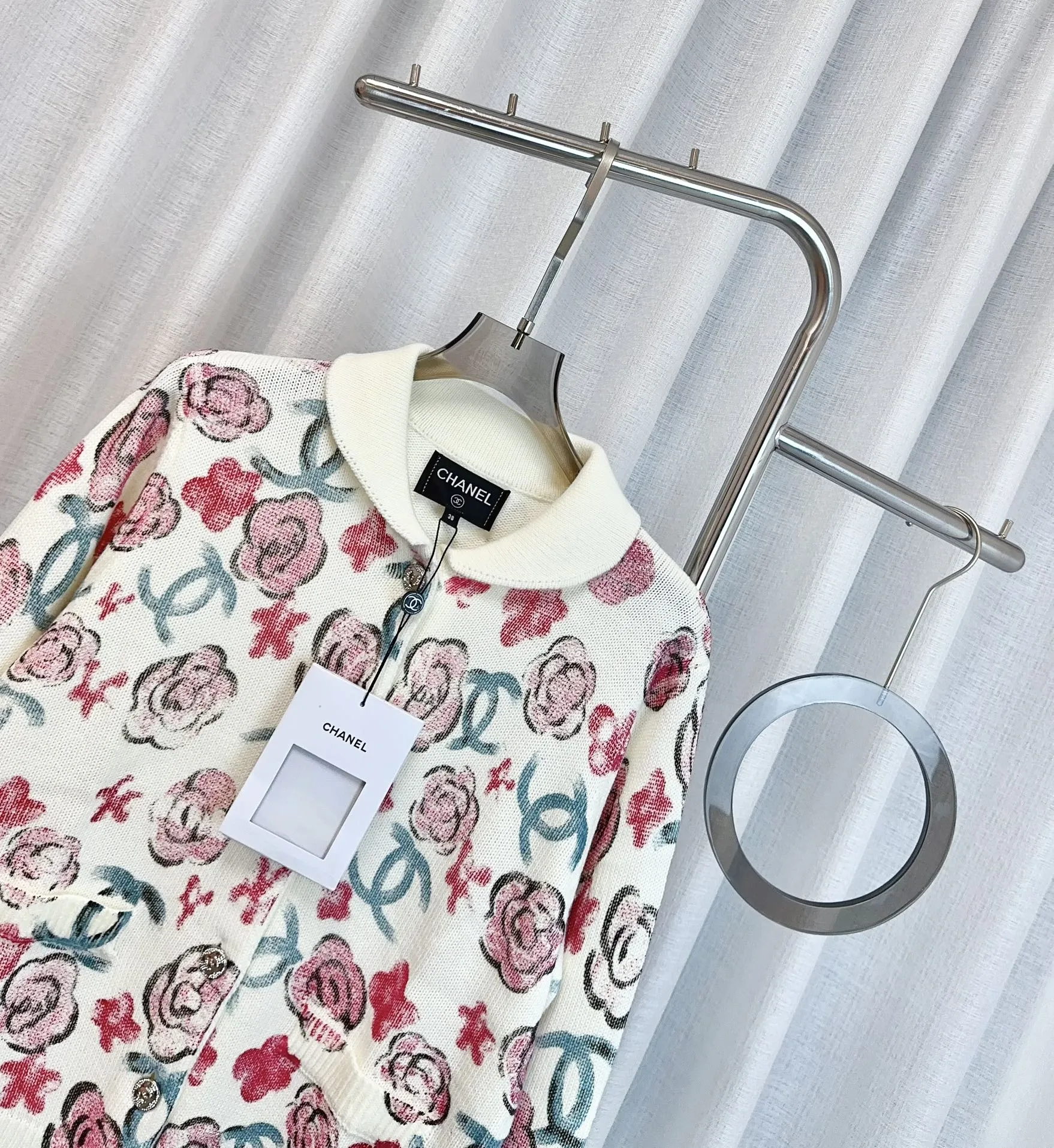 CHANEL新款工芸花柄プリントウールトップスホワイト - 画像 (5)