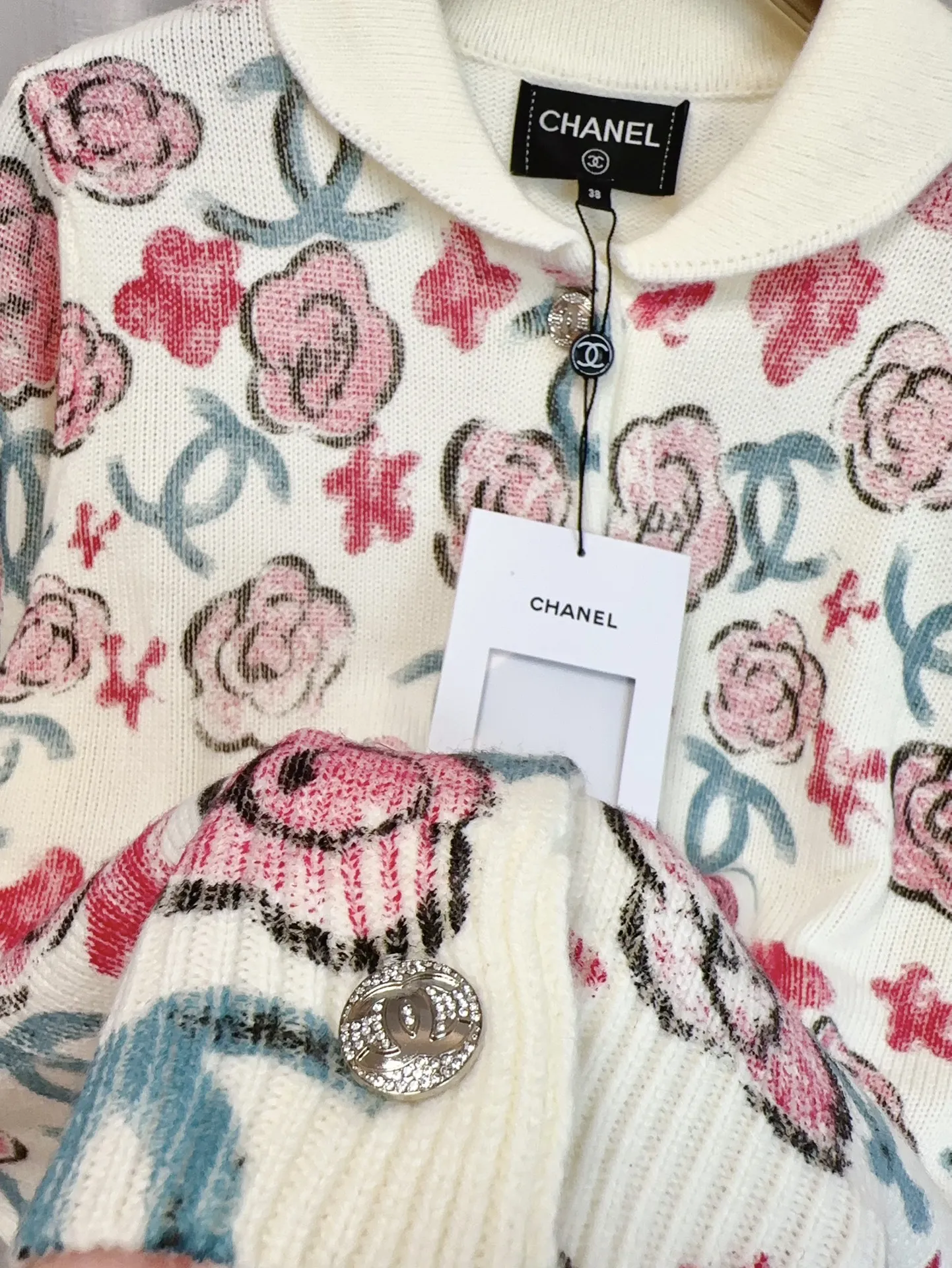 CHANEL新款工芸花柄プリントウールトップスホワイト - 画像 (8)