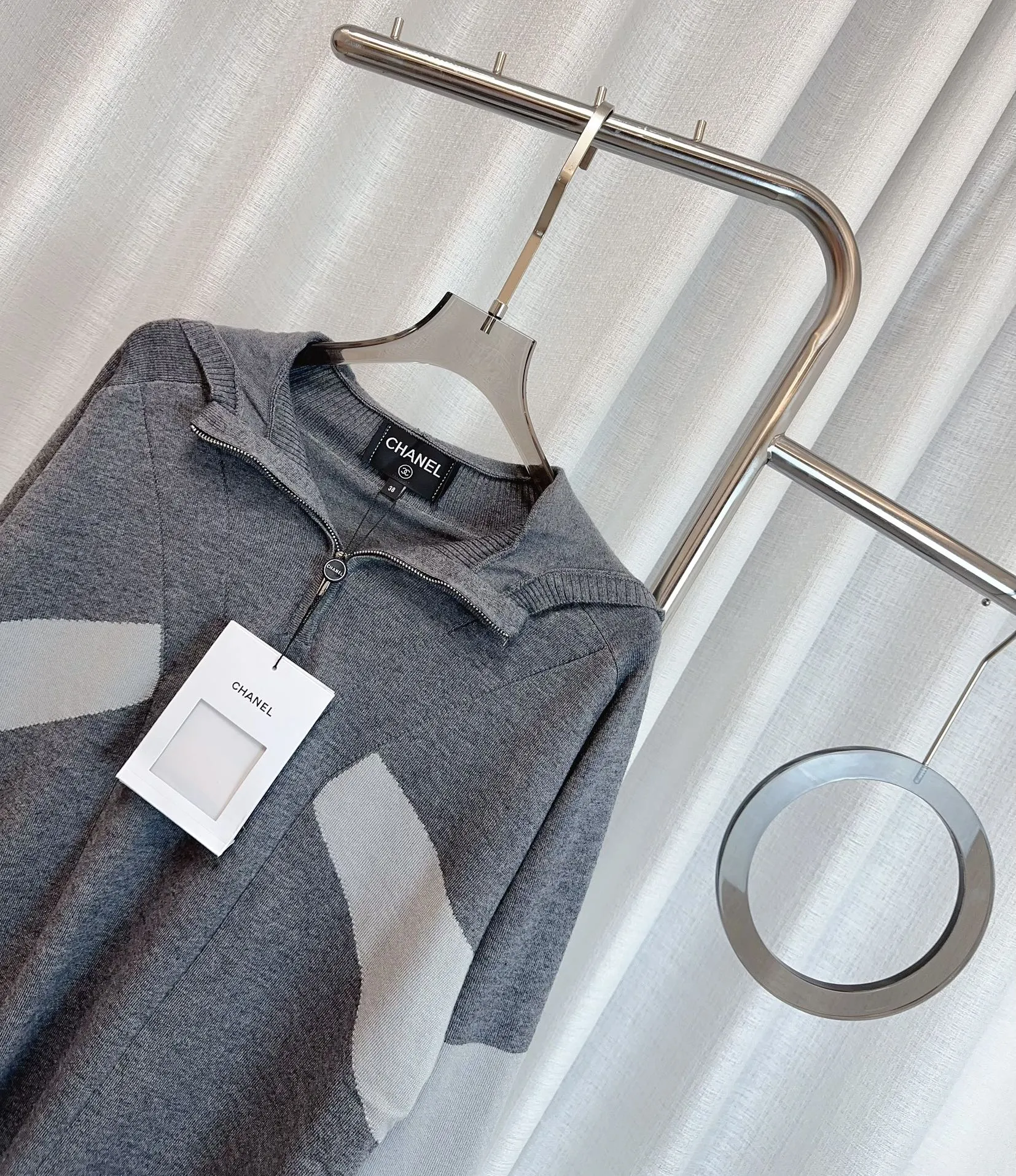 CHANELグレー拼接デザイン パーカー - 画像 (5)