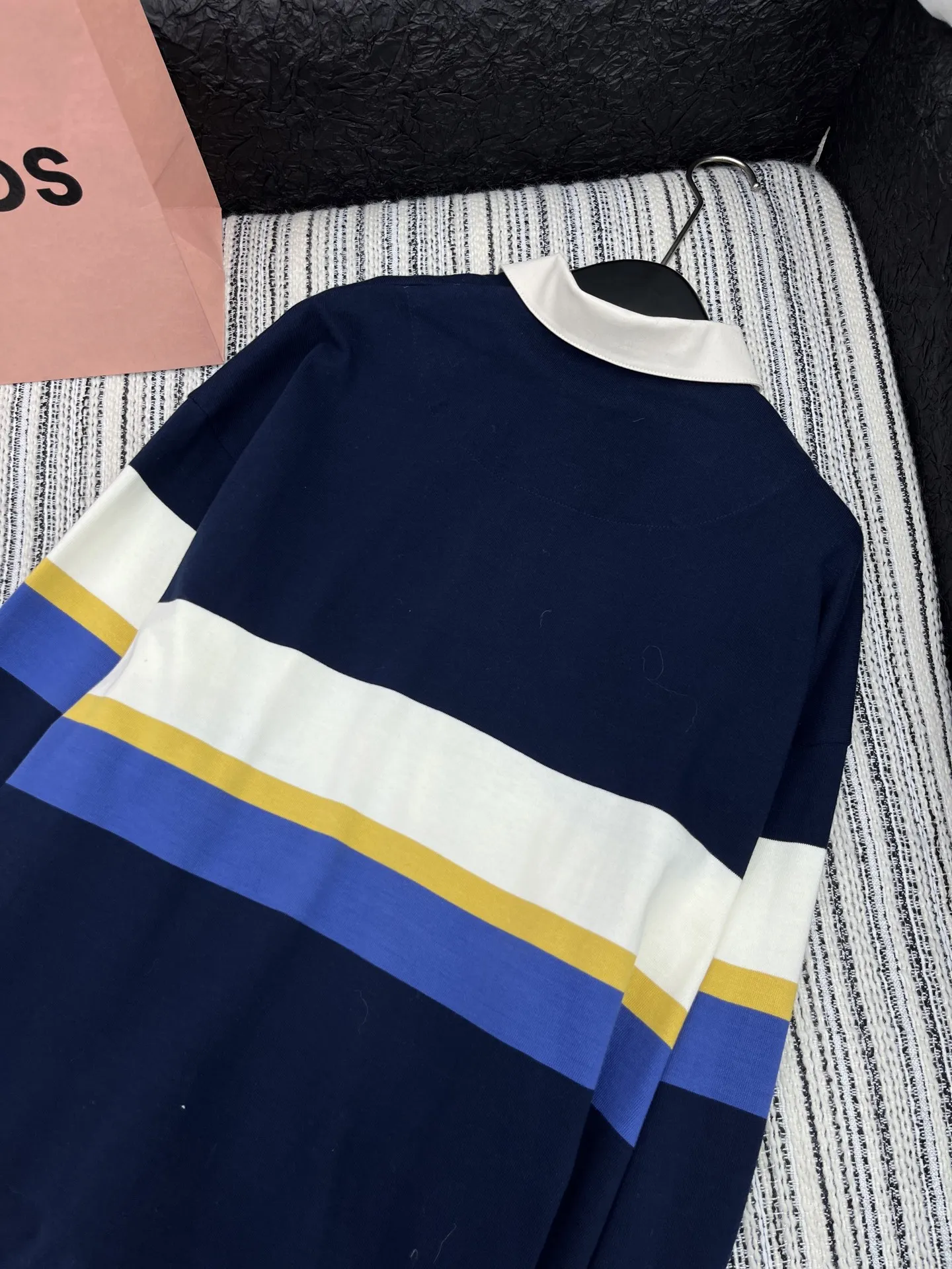 Chanel 25中古シリーズ長袖シャツ ブルー ストライプ - 画像 (9)