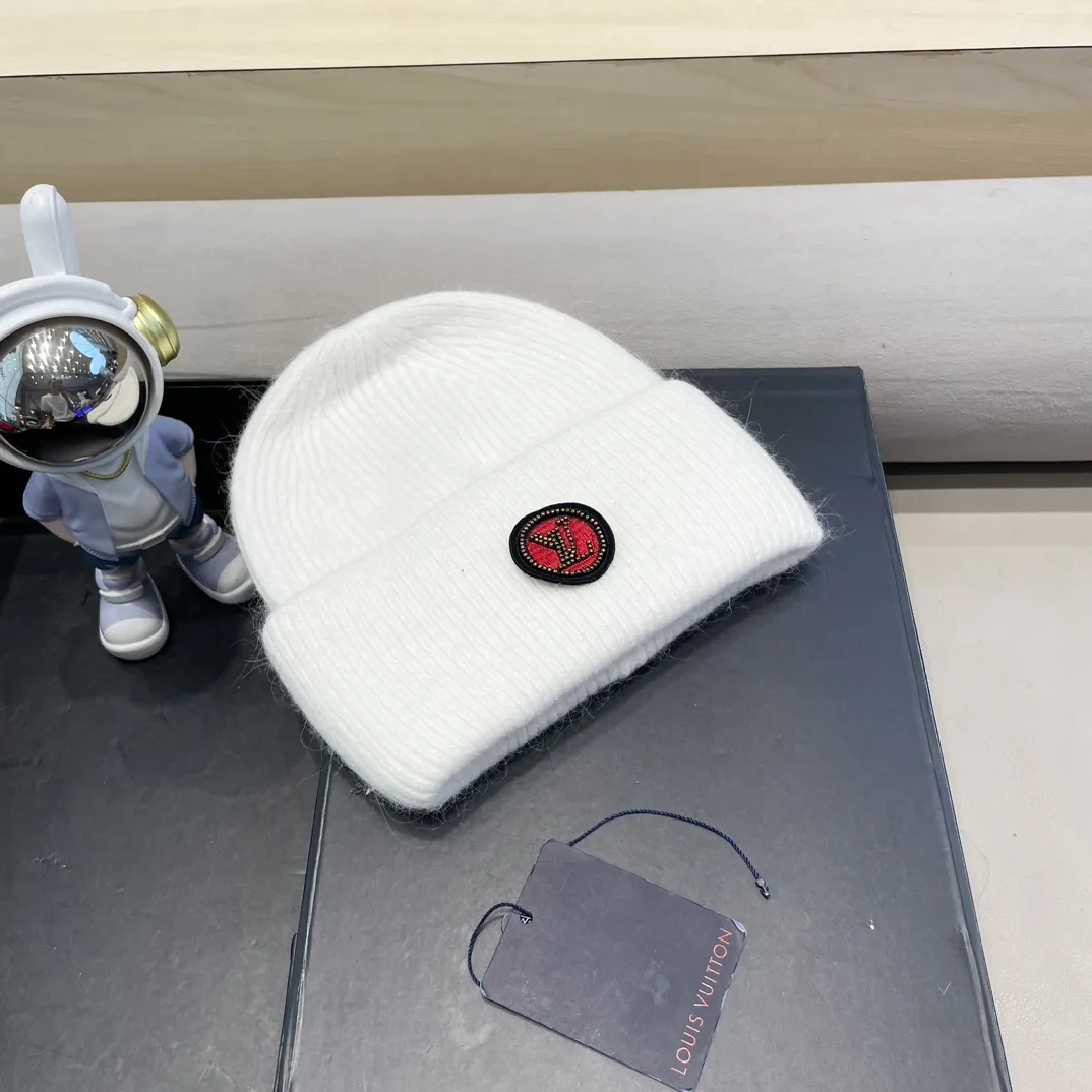 LOUIS VUITTON 白 2024新作秋冬ラビットファーハット - 画像 (4)