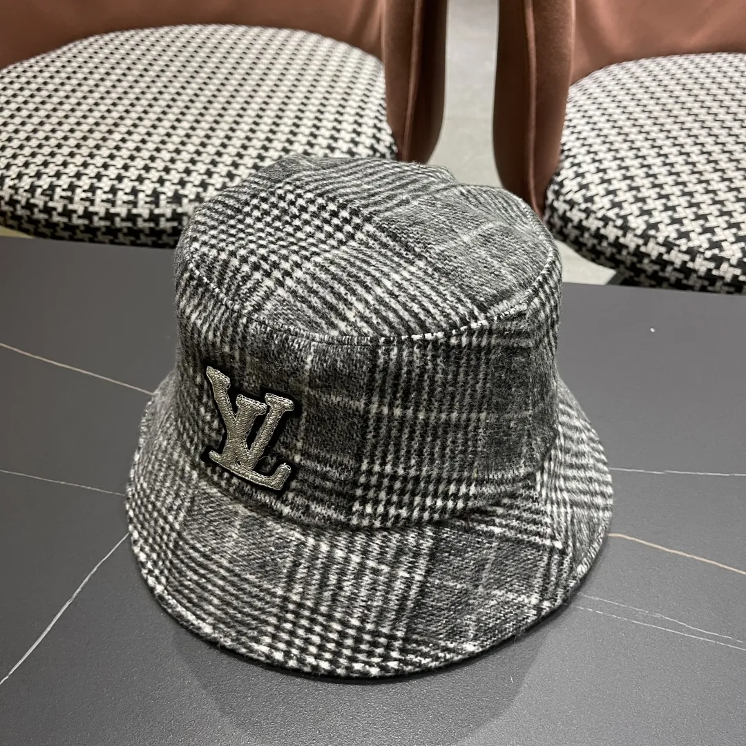 Louis Vuitton グレー千鳥格子バケットハット - 画像 (3)