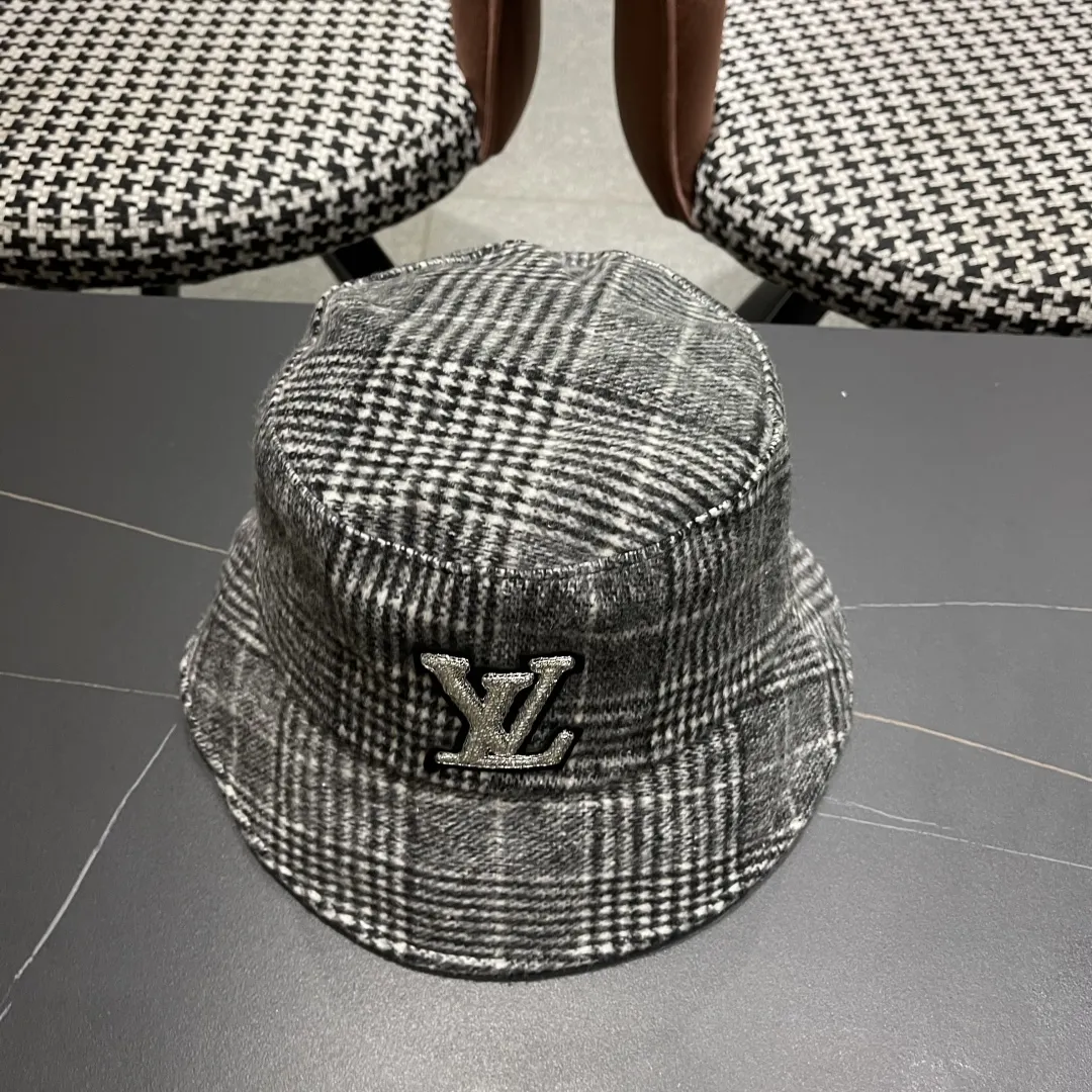 Louis Vuitton グレー千鳥格子バケットハット - 画像 (5)