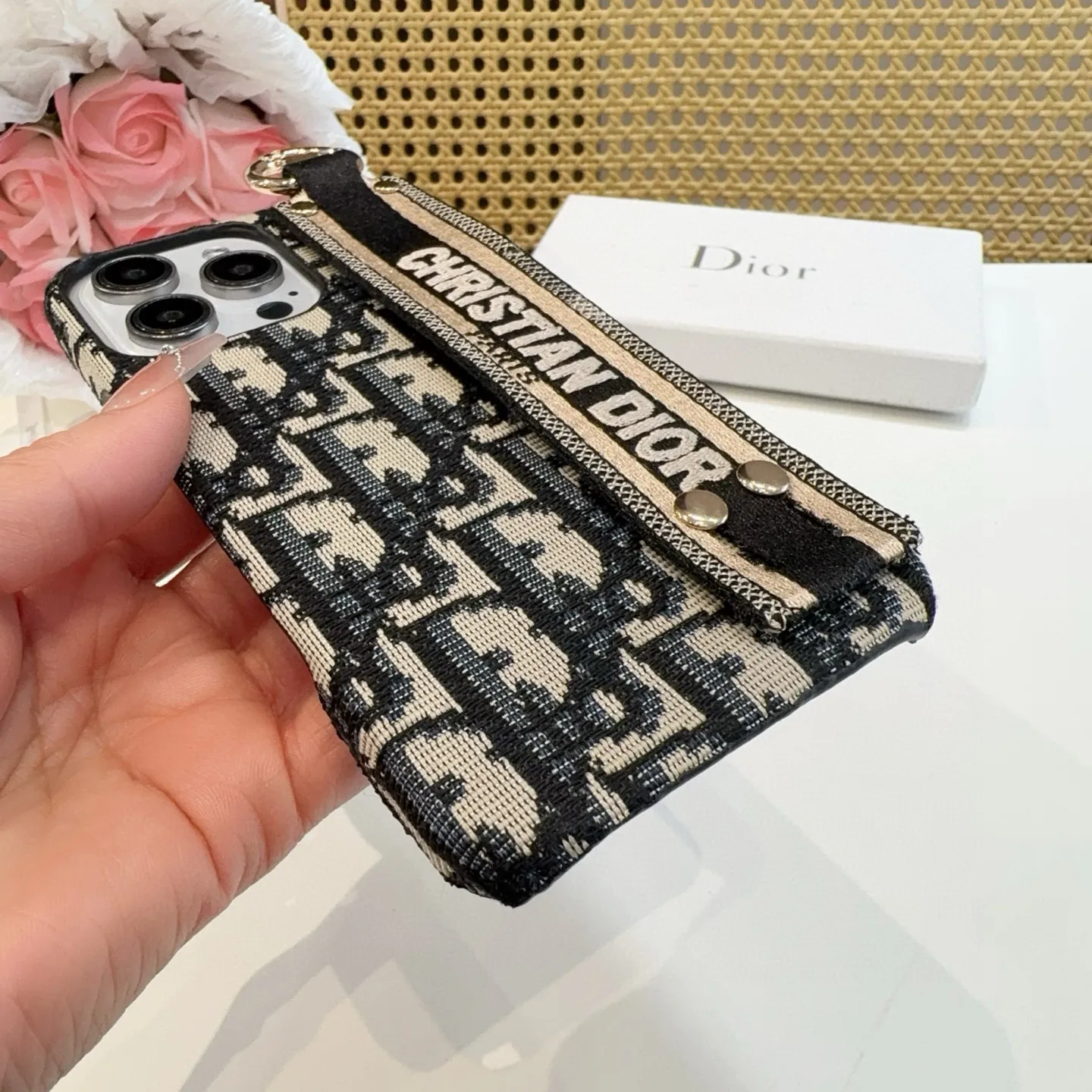 Christian Dior ブラック刺繍手首ケース - 画像 (7)