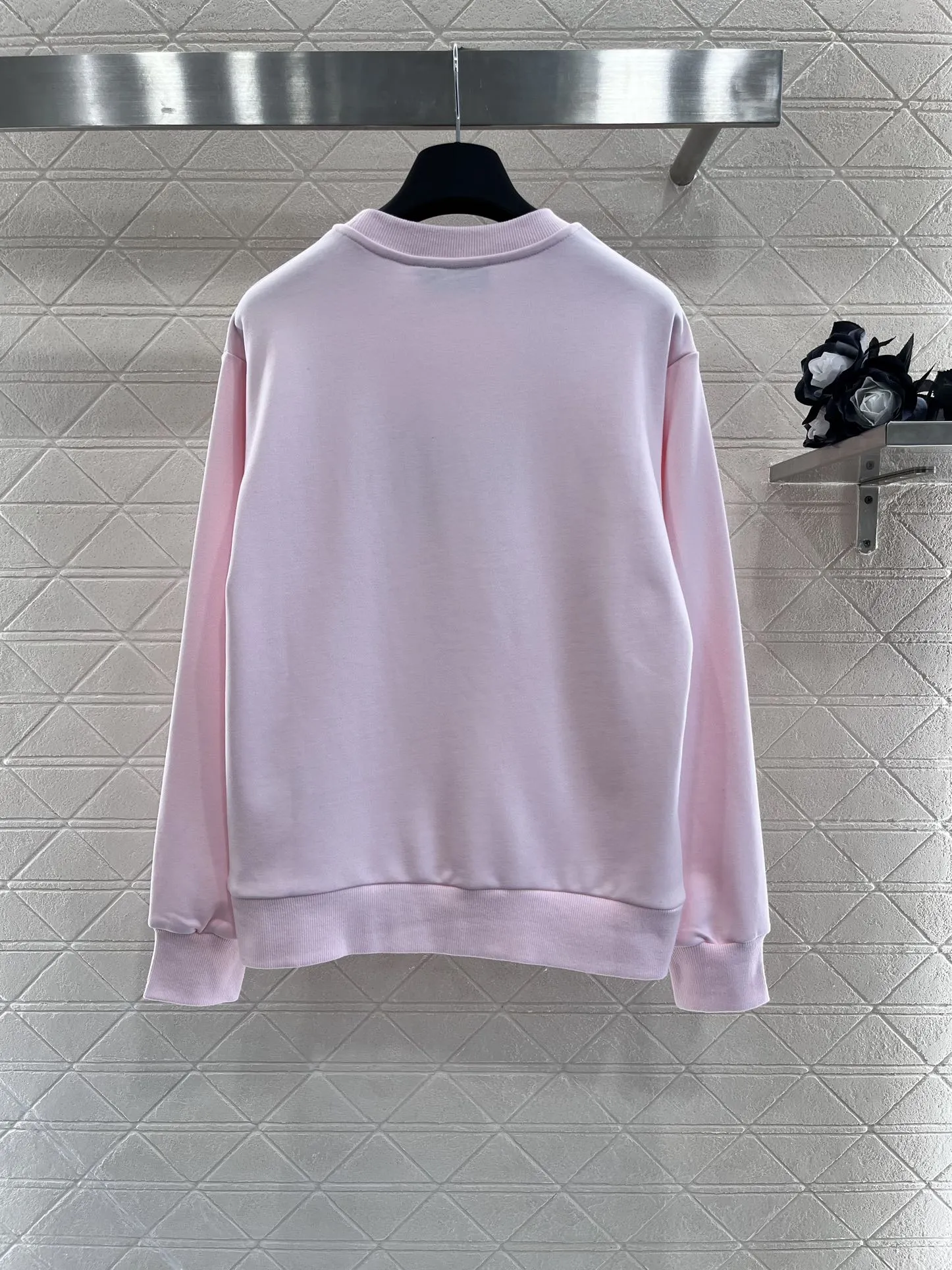 Fendi 2024新作ピンク刺繍ロゴスウェット - 画像 (3)