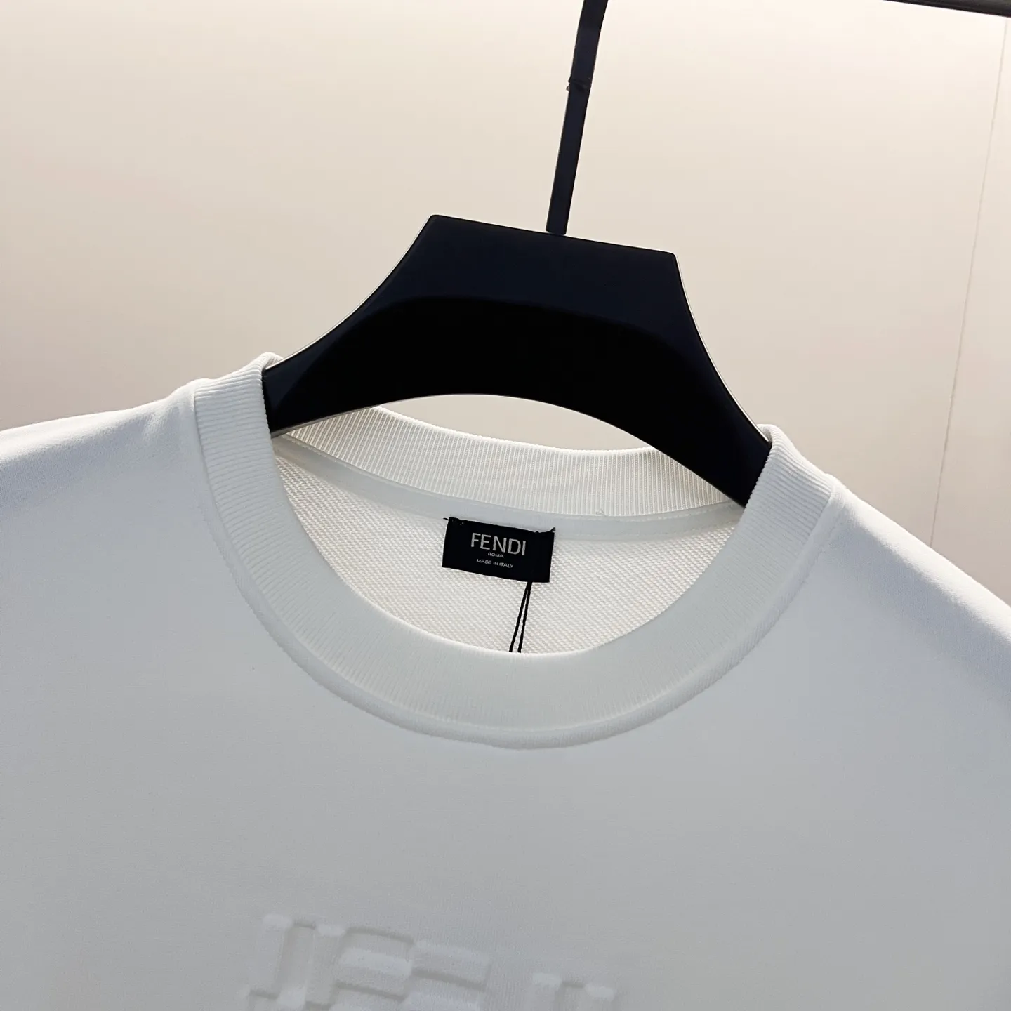 FENDI 420gコットンラウンドネックスウェット 白 - 画像 (4)