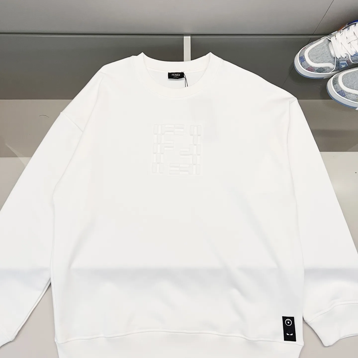 FENDI 420gコットンラウンドネックスウェット 白 - 画像 (10)