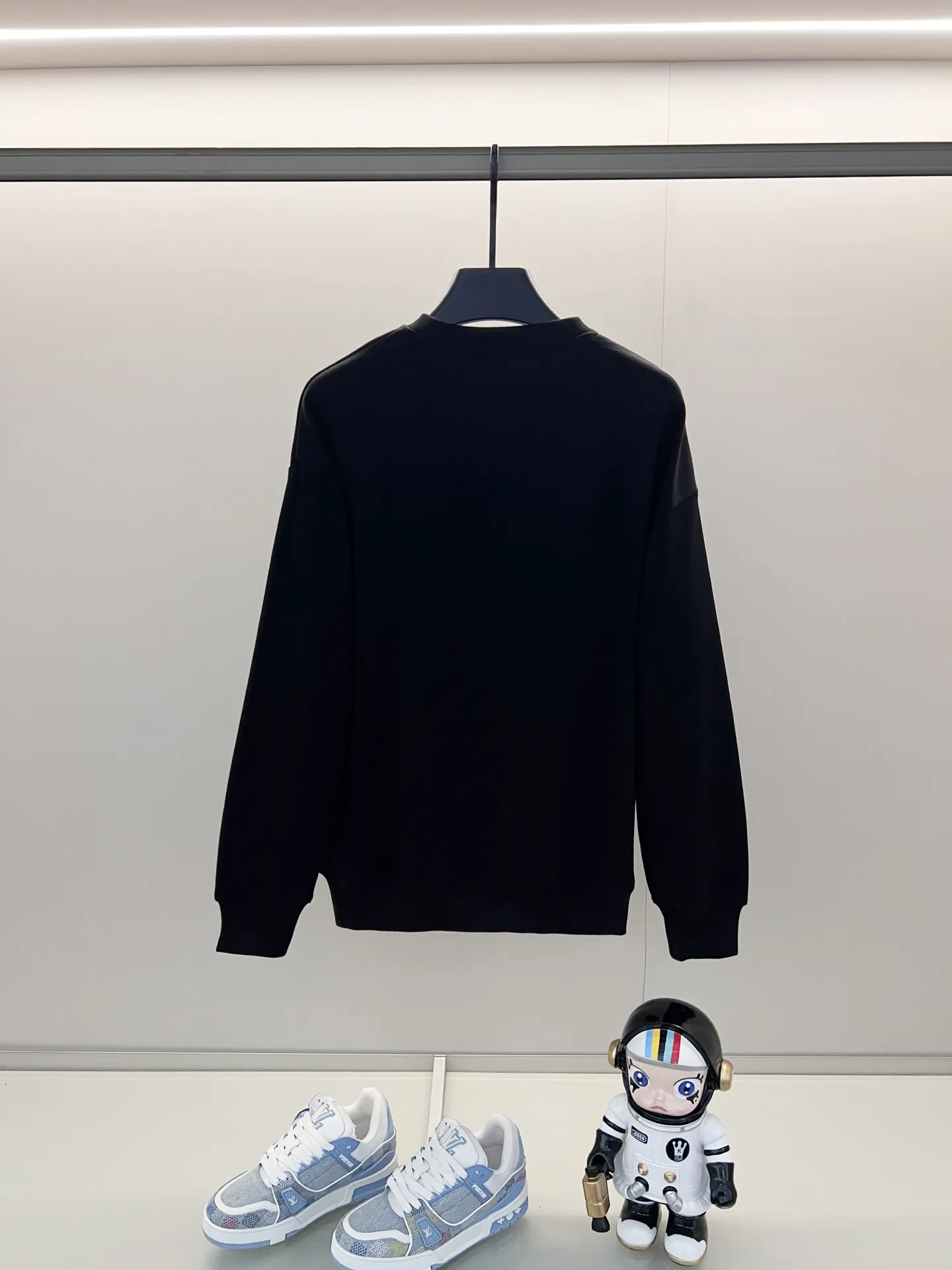 FENDI 420gコットンラウンドネックスウェット ブラック - 画像 (3)