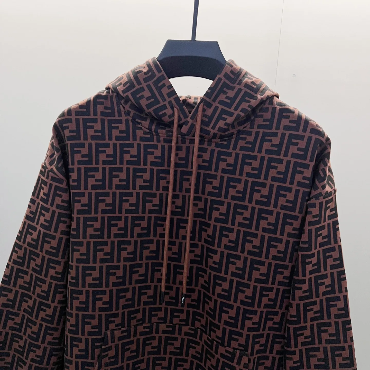 FENDI 420gコットン黒灰色パーカー - 画像 (5)