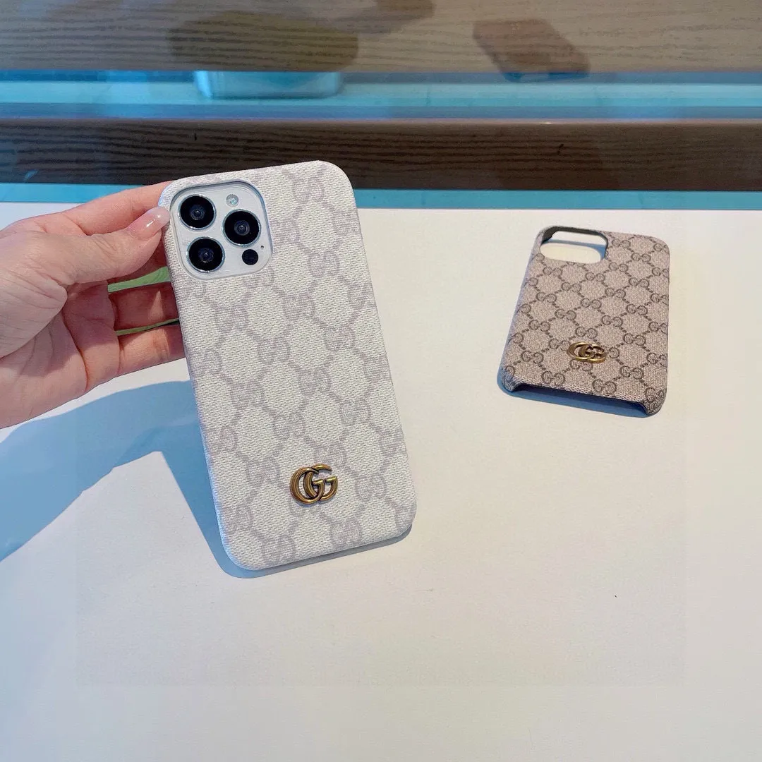 Gucci クラシック柄 ホワイト iPhoneケース - 画像 (4)