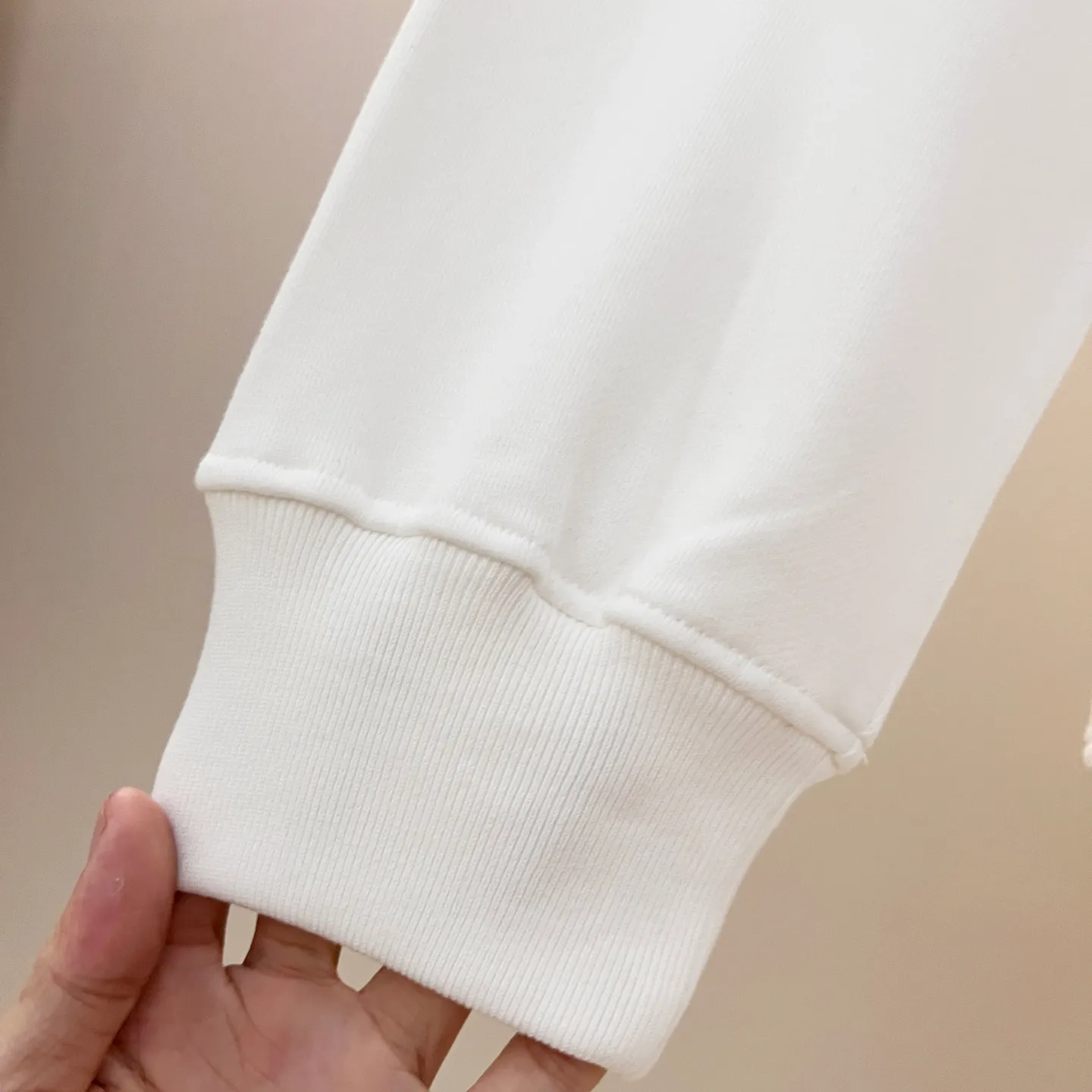 FENDI 420gコットン白カラーフーディ - 画像 (11)