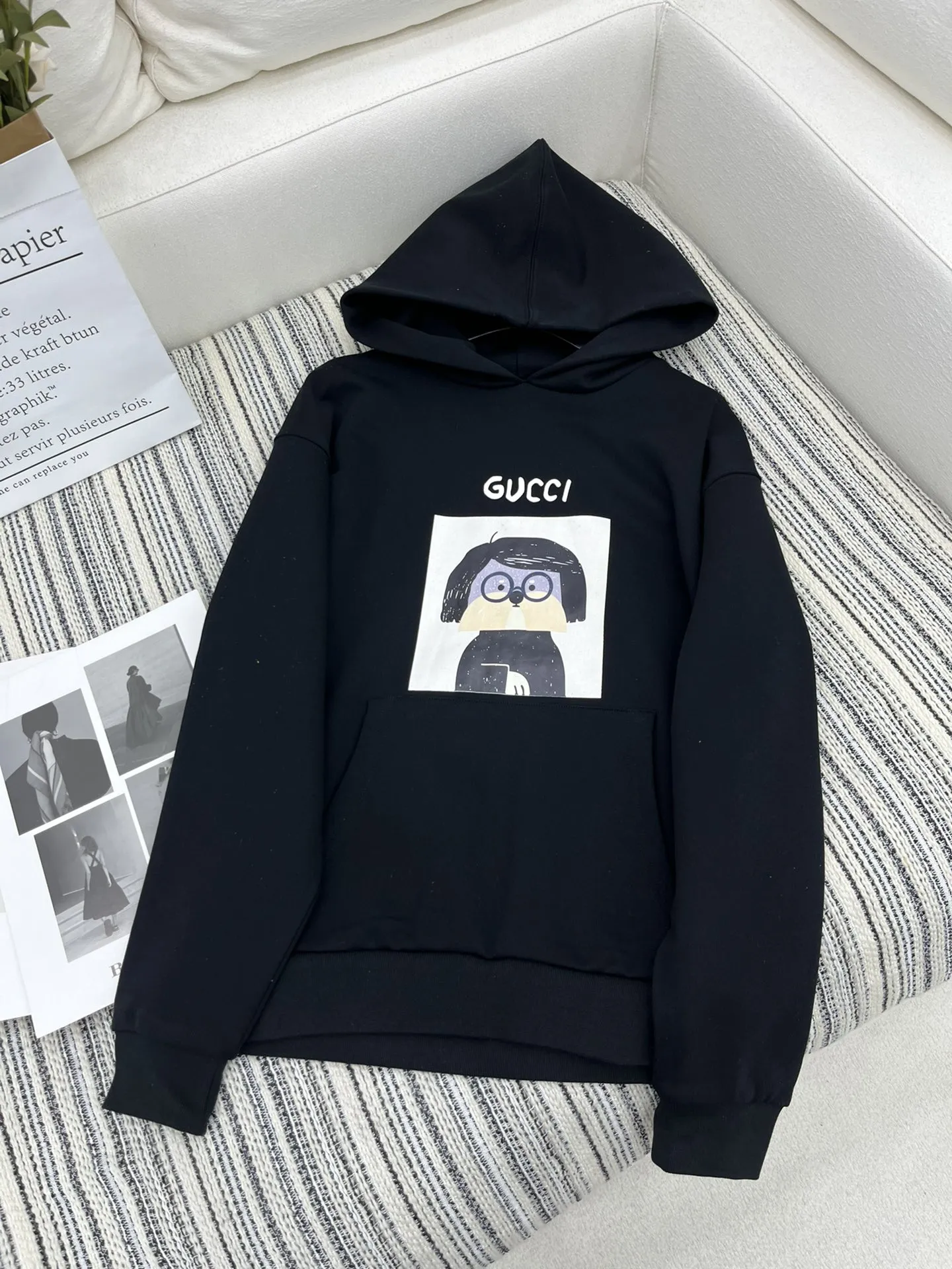 Gucci 黒 カートゥンプリントフリースパーカー