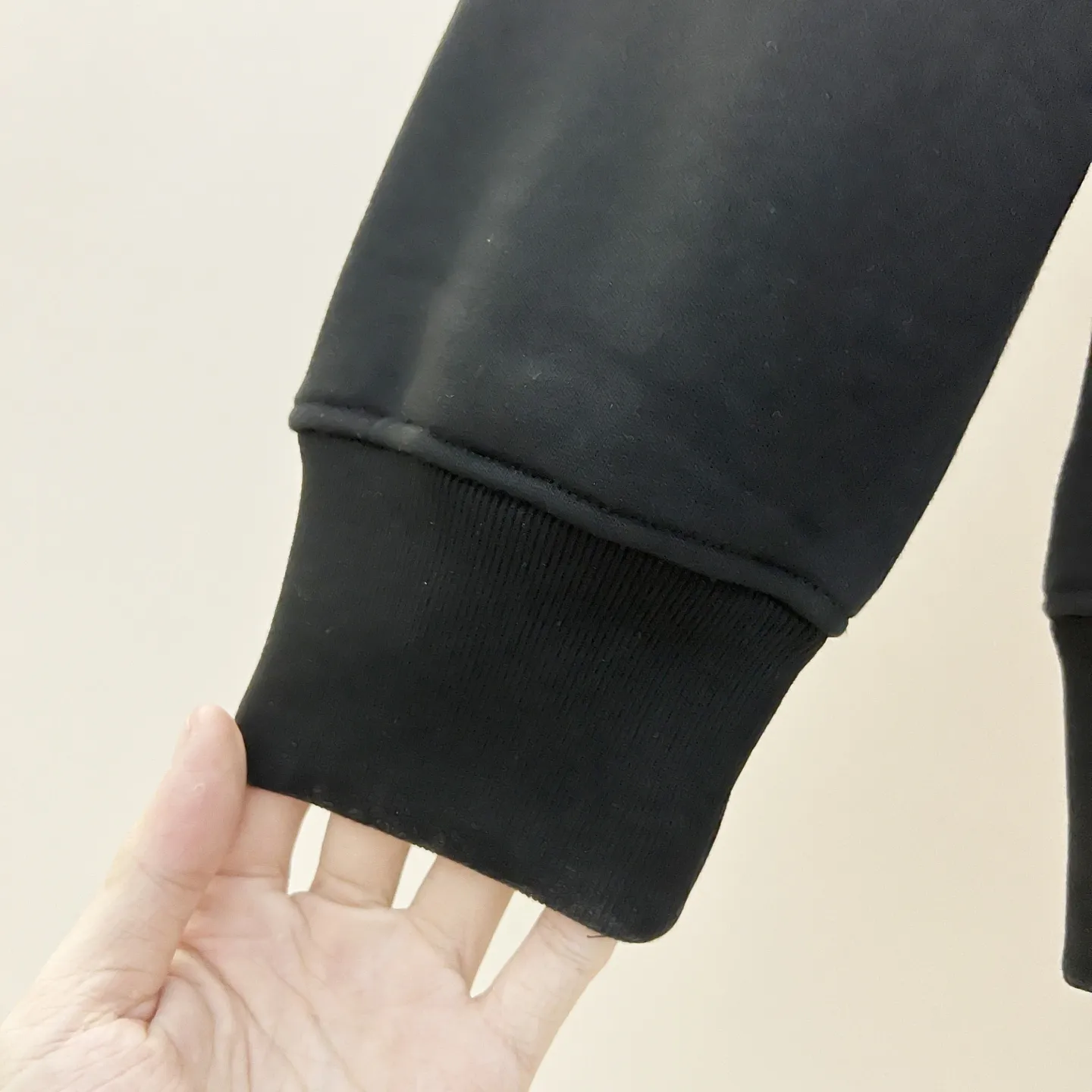 GUCCI 420gコットン丸首スウェット ブラック - 画像 (8)