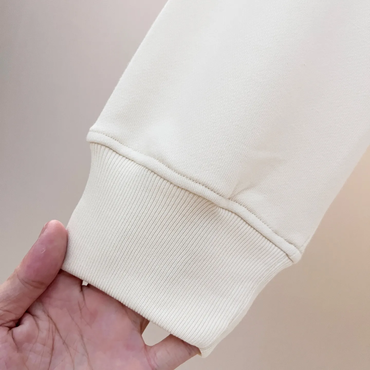 GUCCI 420gコットン Crew Neck スウェット 黒/杏色 - 画像 (8)