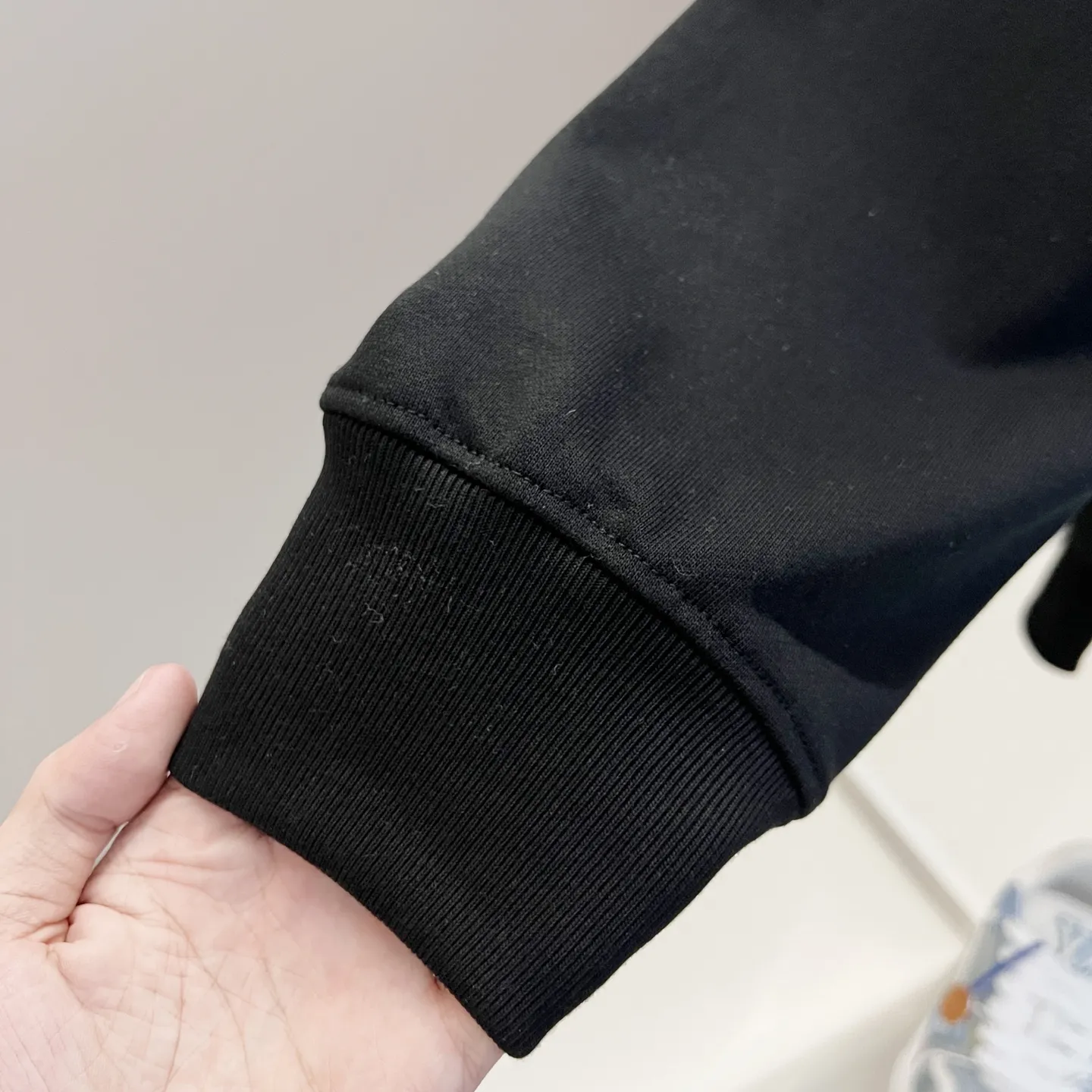 GUCCI 420gコットン黒丸首スウェット - 画像 (8)