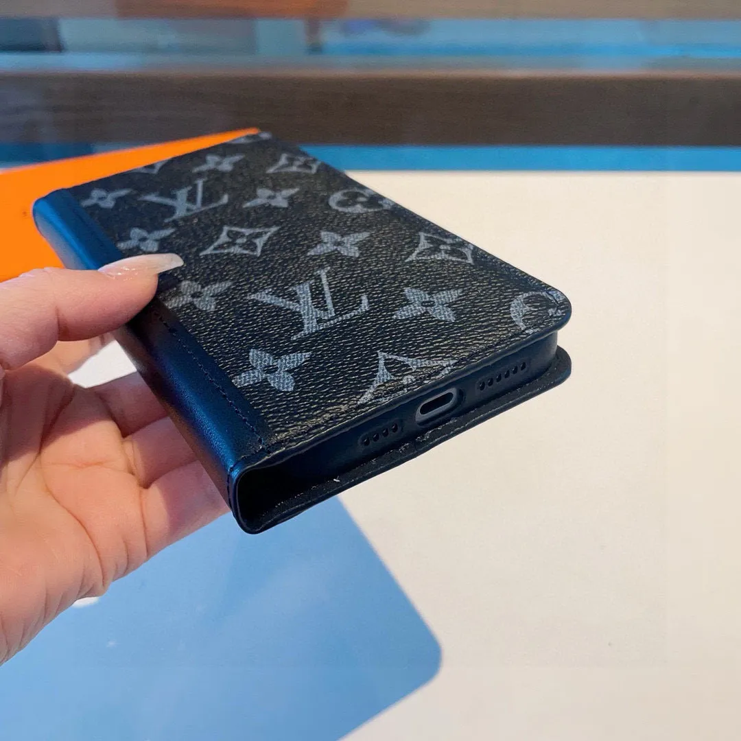 Louis Vuitton ブラッククラシックiPhoneケース - 画像 (4)