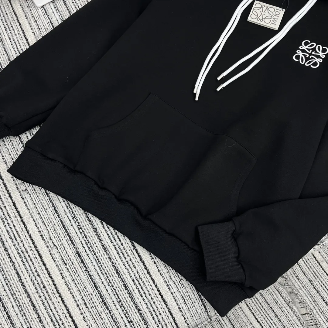 LOEWE シリーズ ブラック刺繍ロゴセット - 画像 (6)