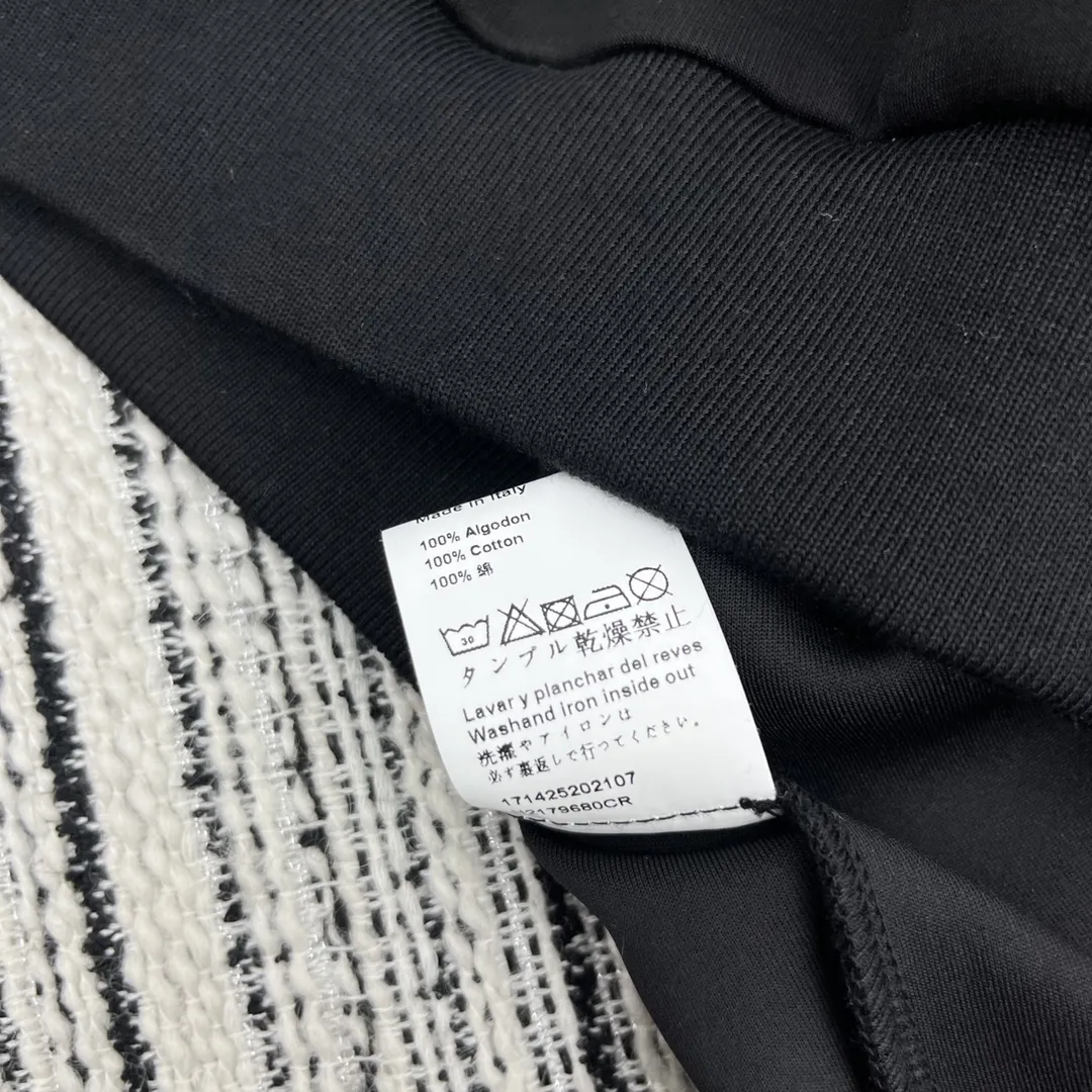 LOEWE シリーズ ブラック刺繍ロゴセット - 画像 (8)