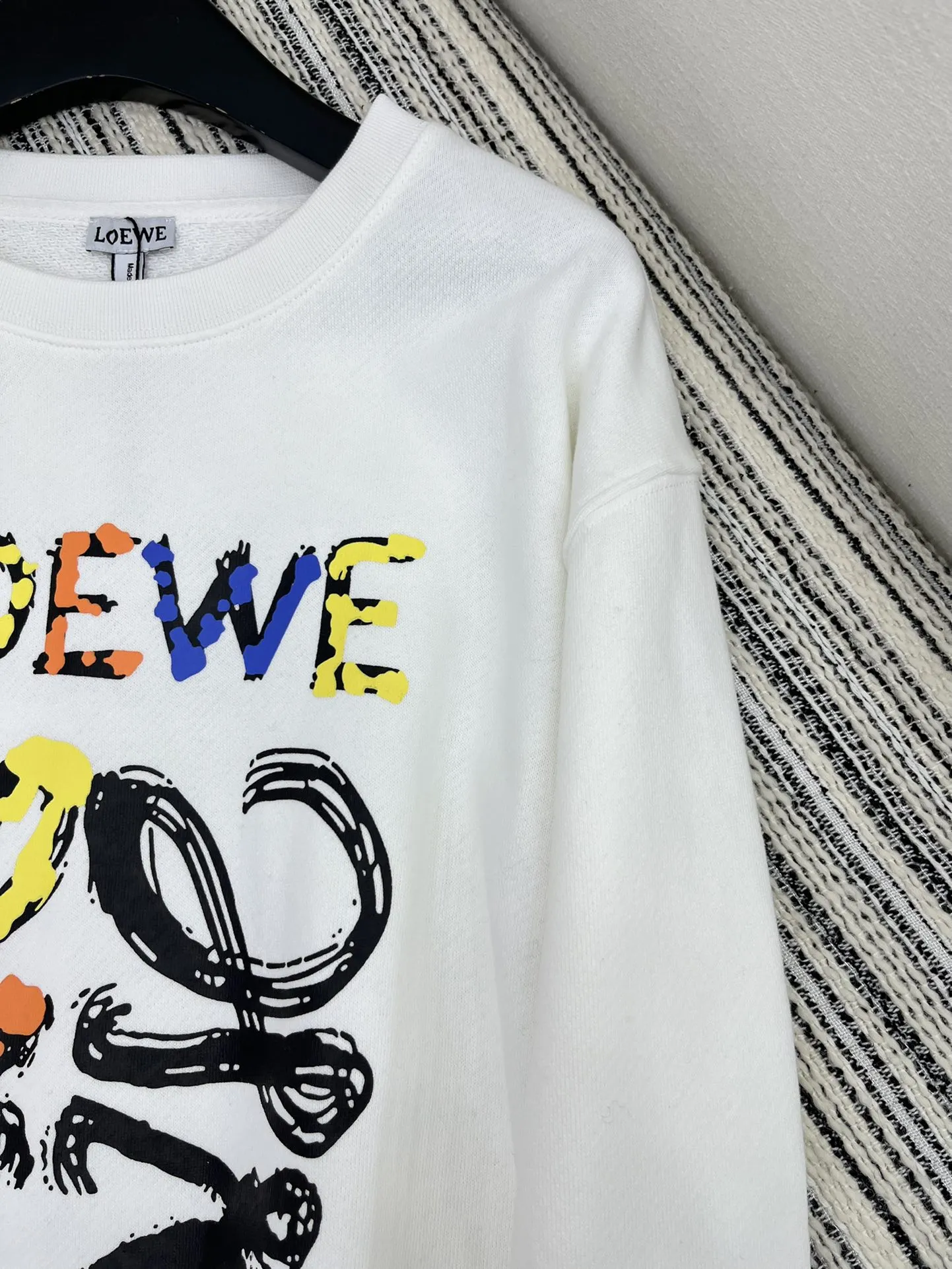 Loewe ホワイトラウンドネックプリントのパーカー - 画像 (4)