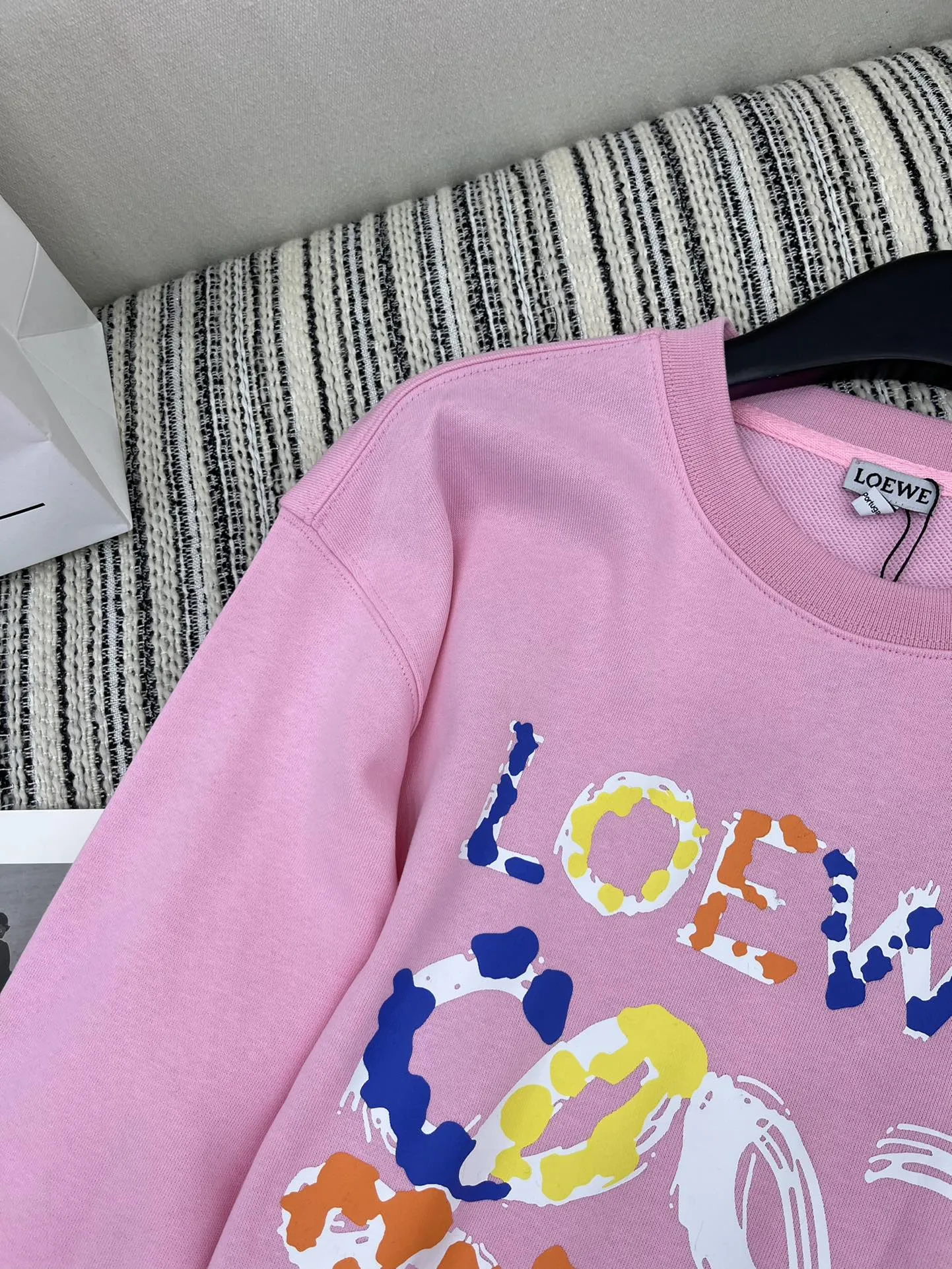 Loewe 2024新作ピンク色プリントパーカー - 画像 (4)