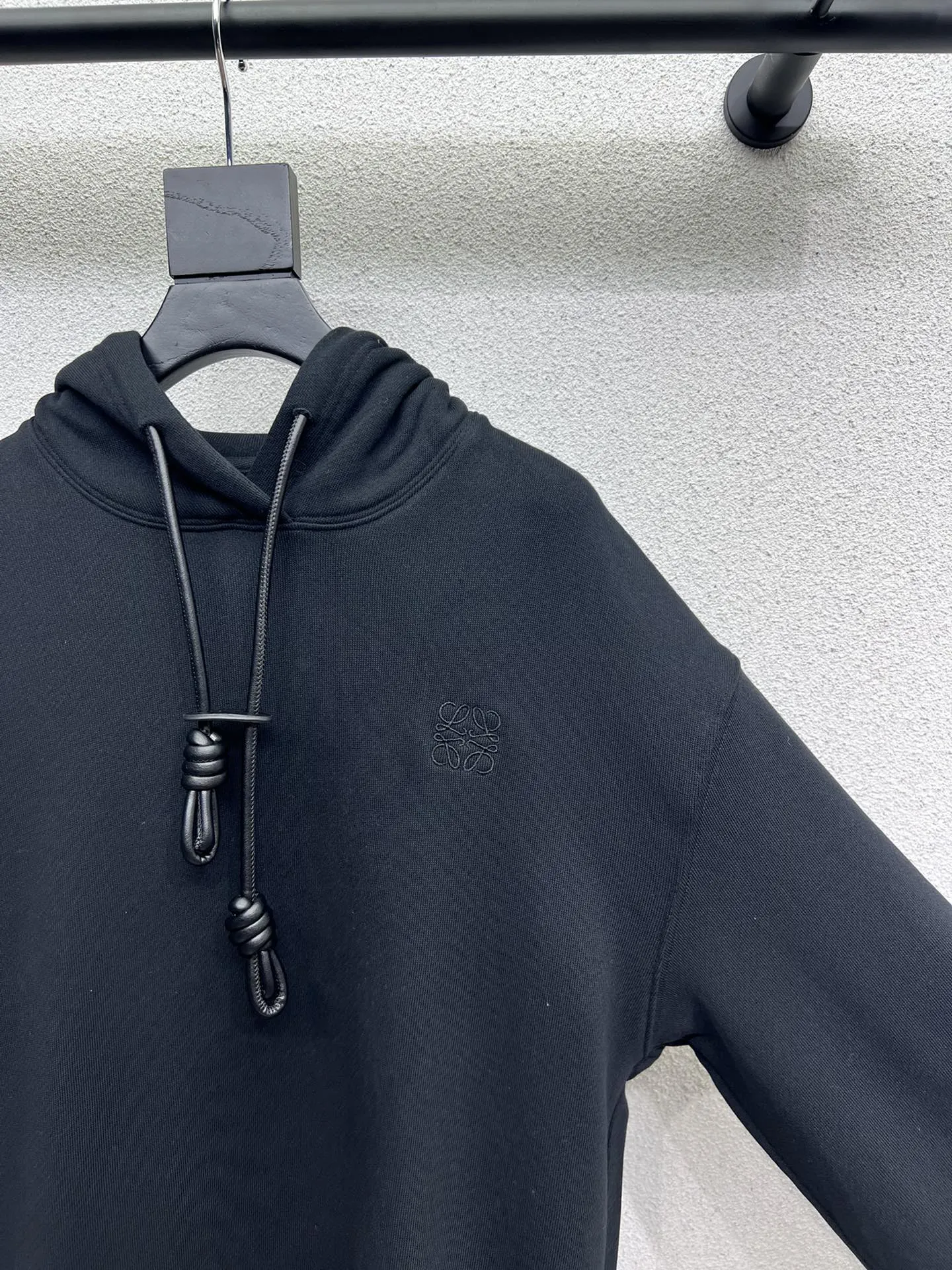 ロエウェグレー黒カジュアルパーカーSMLサイズ - 画像 (4)