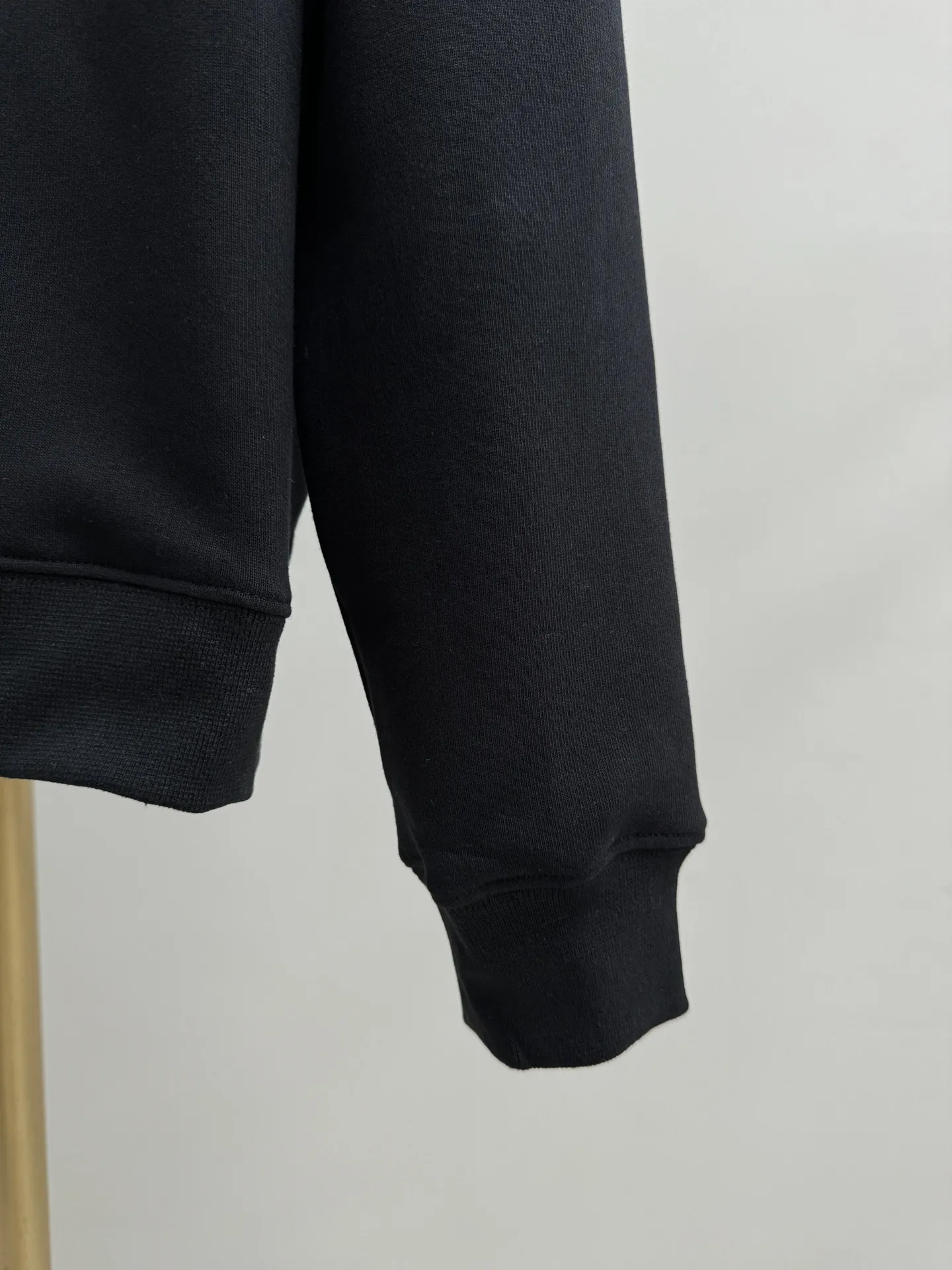 LOEWE ブラックロゴ刺繍ラウンドネックスウェット - 画像 (7)