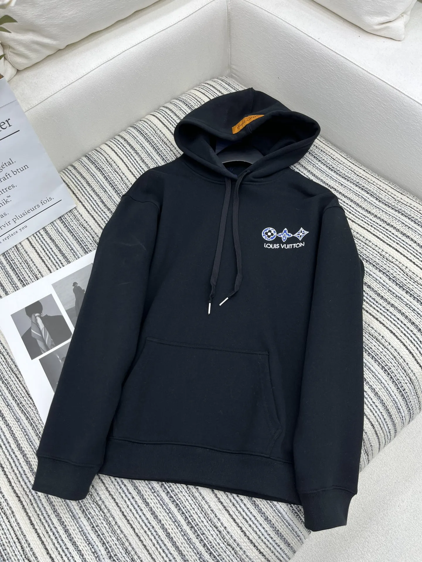 Louis Vuitton 黒色フリース付きパーカー