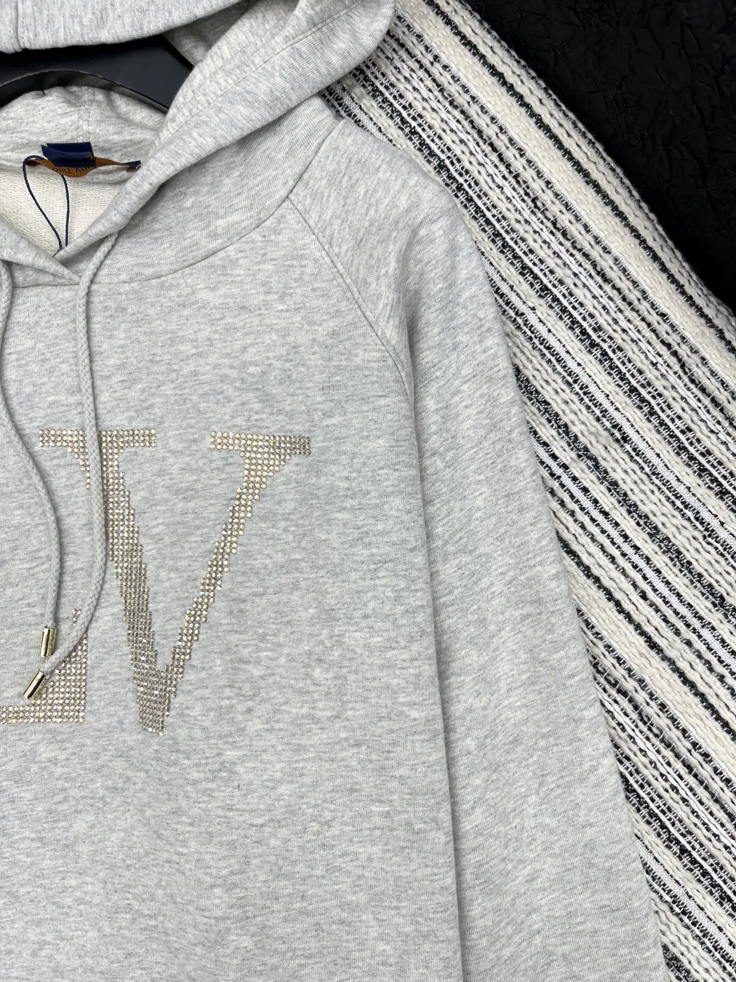 Louis Vuitton グレー クラシックフーディ - 画像 (4)