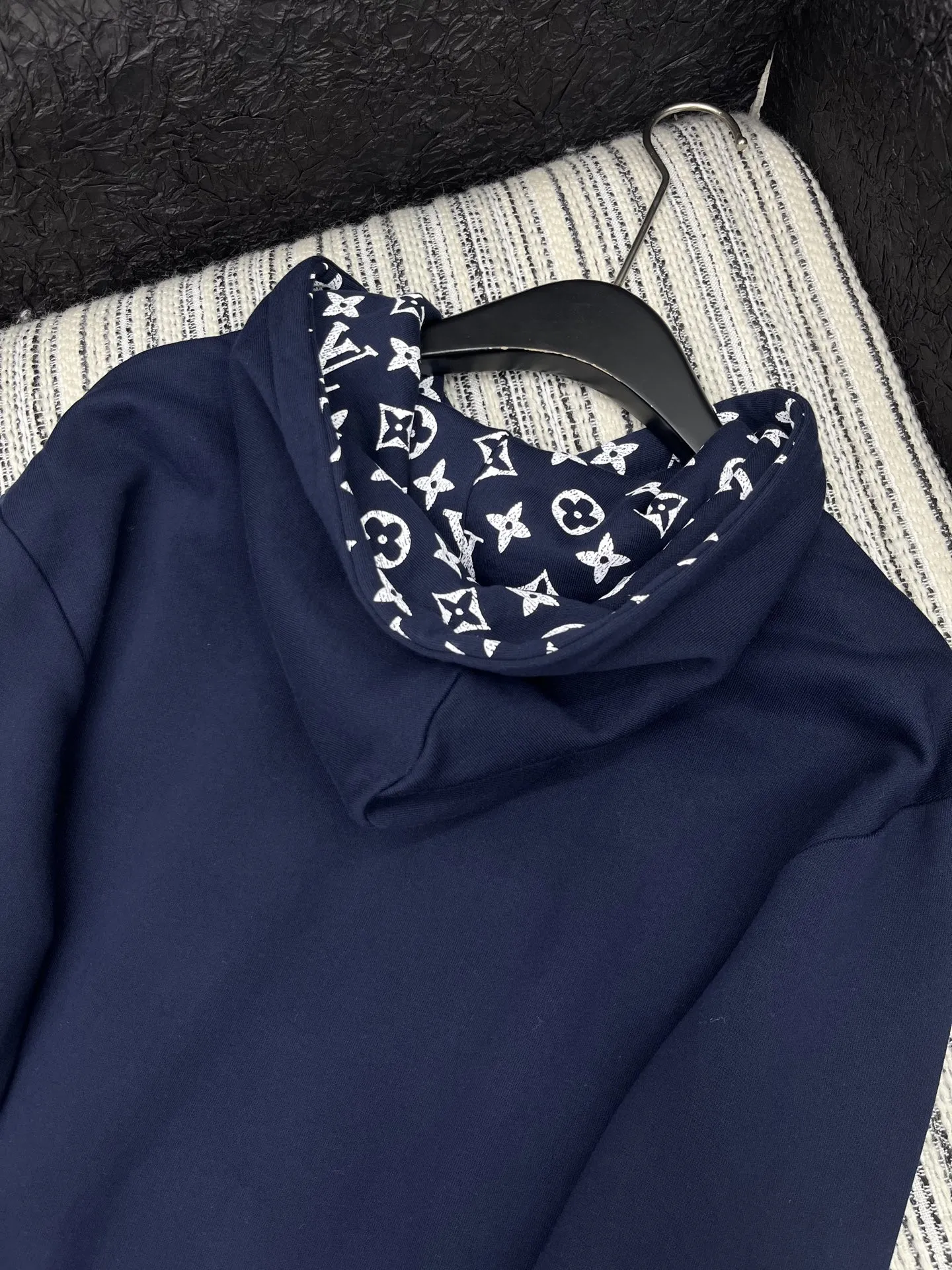 Louis Vuitton 青色パーカー - 画像 (8)