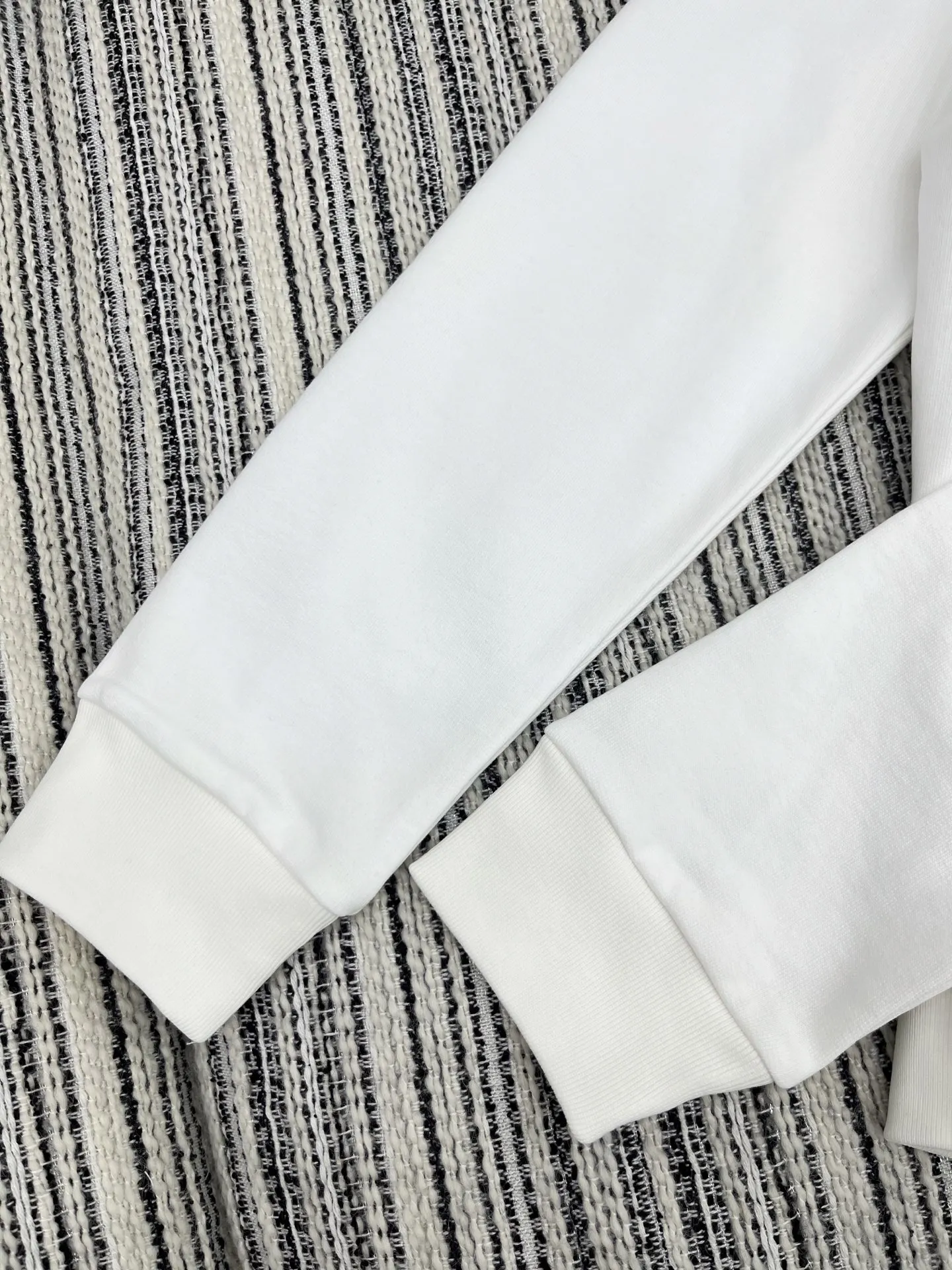 Louis Vuitton 白 クラシックフーディ - 画像 (7)