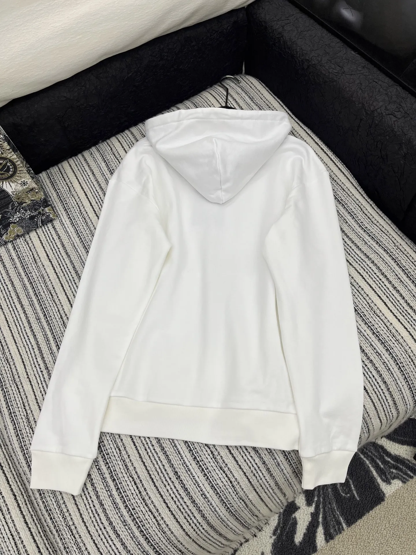 Louis Vuitton 白 クラシックフーディ - 画像 (8)