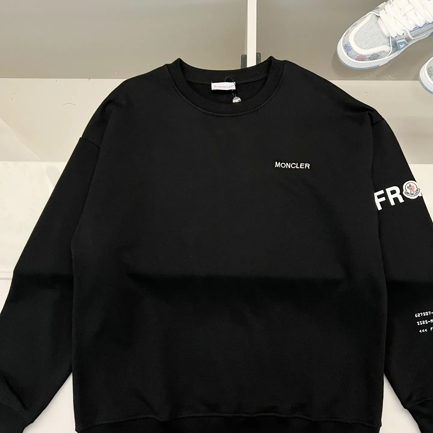 MONCLER 420gコットン黒色ラウンドネックスウェット - 画像 (9)