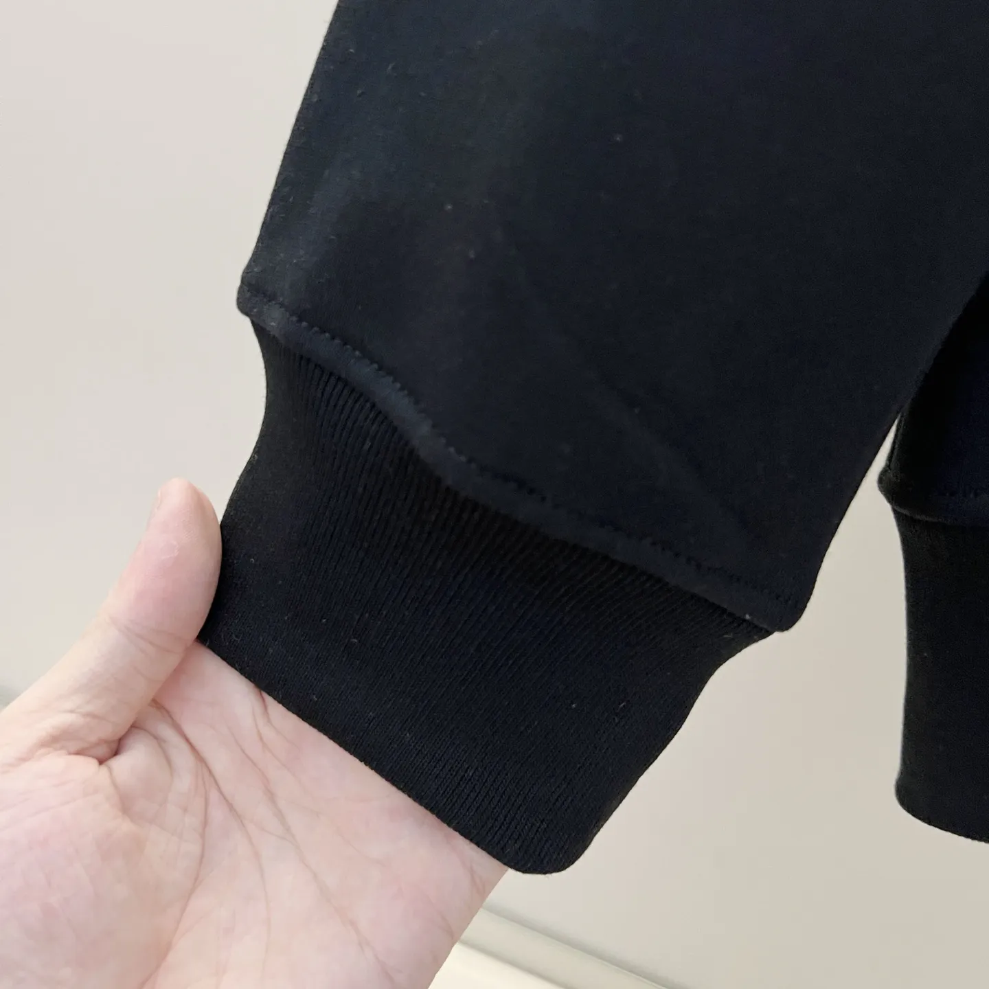 MONCLER 420gコットン黒色ラウンドネックスウェット - 画像 (10)