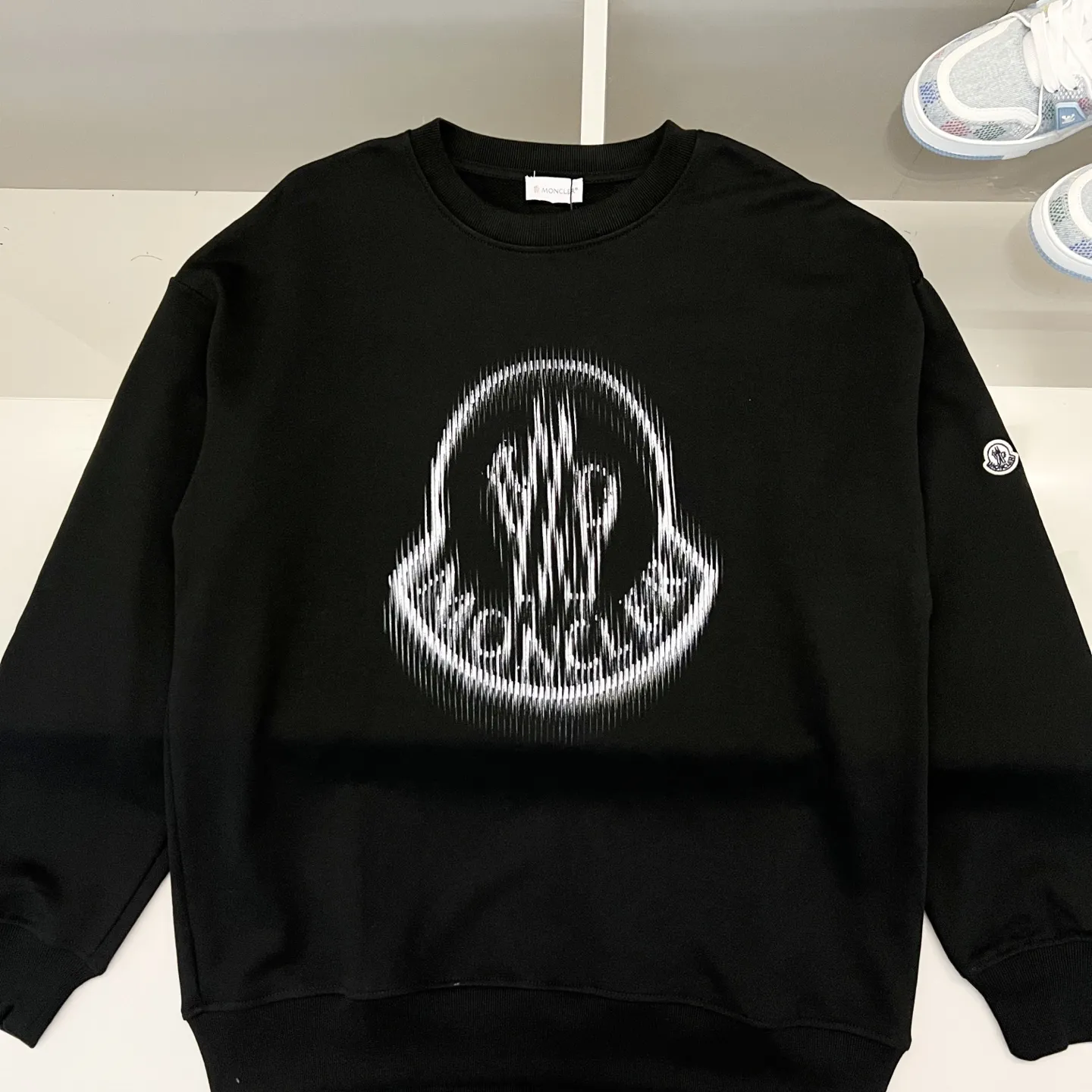 MONCLER 420gコットン Crew Neckスウェット ブラック - 画像 (9)