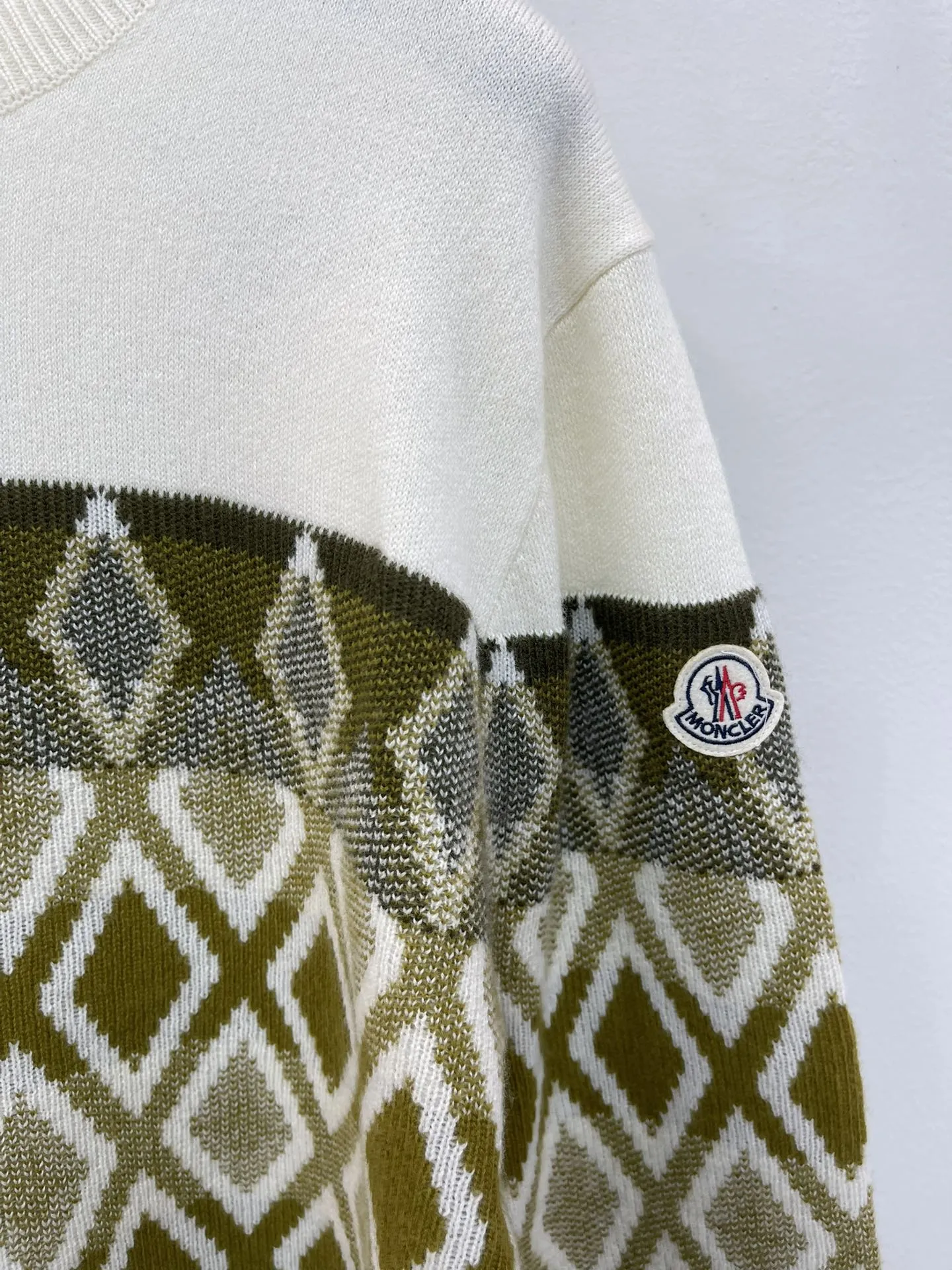 Monclerモン口25早秋新款ベージュ菱格ニット - 画像 (3)