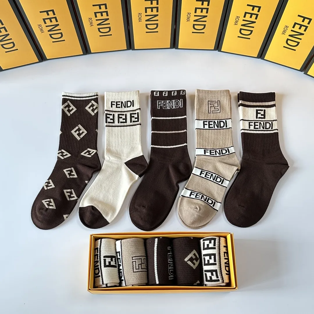 FENDI 新款中長靴下 5色セット 多色 - 画像 (3)