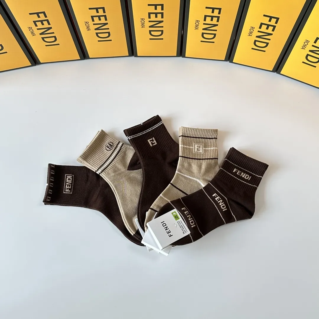 Fendi 新款中長筒靴下5双セット 茶色系 - 画像 (7)