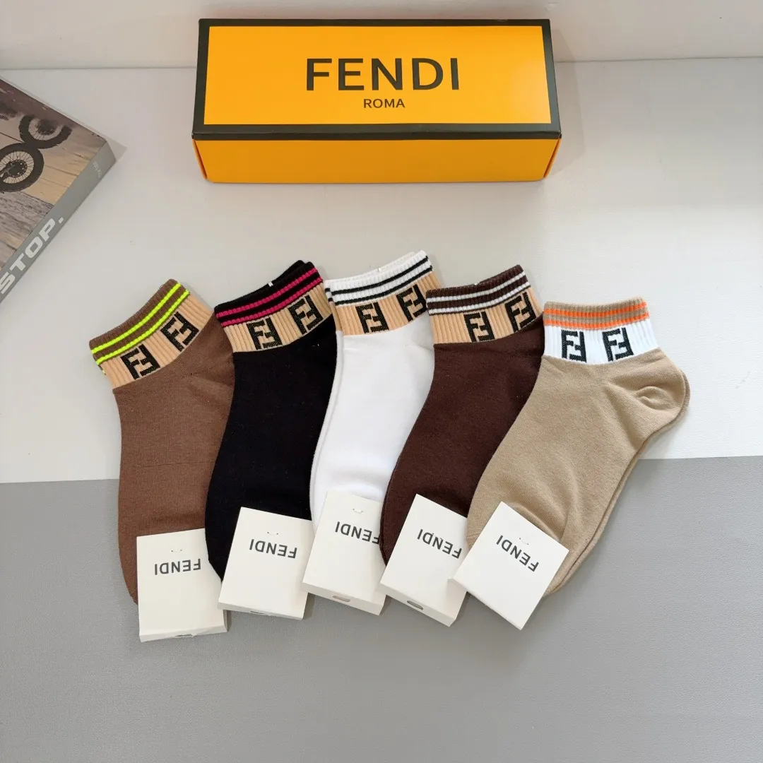FENDI クラシックFFローカットソックス5色セット