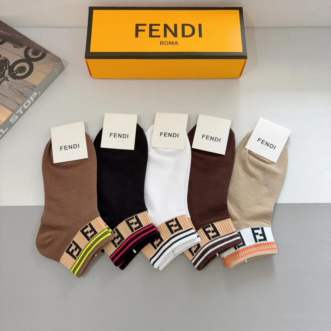 FENDI クラシックFFローカットソックス5色セット - 画像 (4)