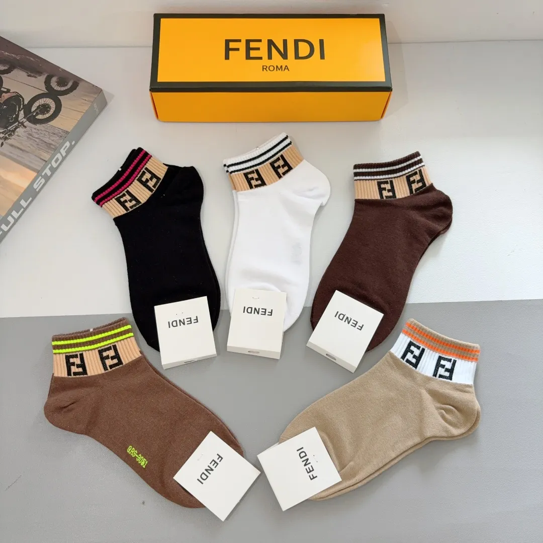 FENDI クラシックFFローカットソックス5色セット - 画像 (9)
