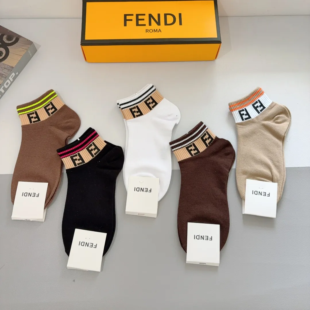 FENDI クラシックFFローカットソックス5色セット - 画像 (10)