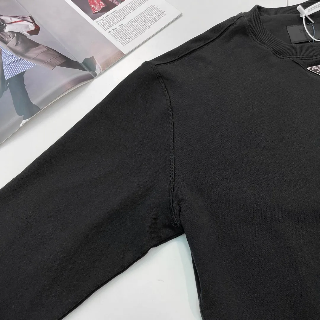 プラダ 黒色ラウンドネックスウェット - 画像 (6)
