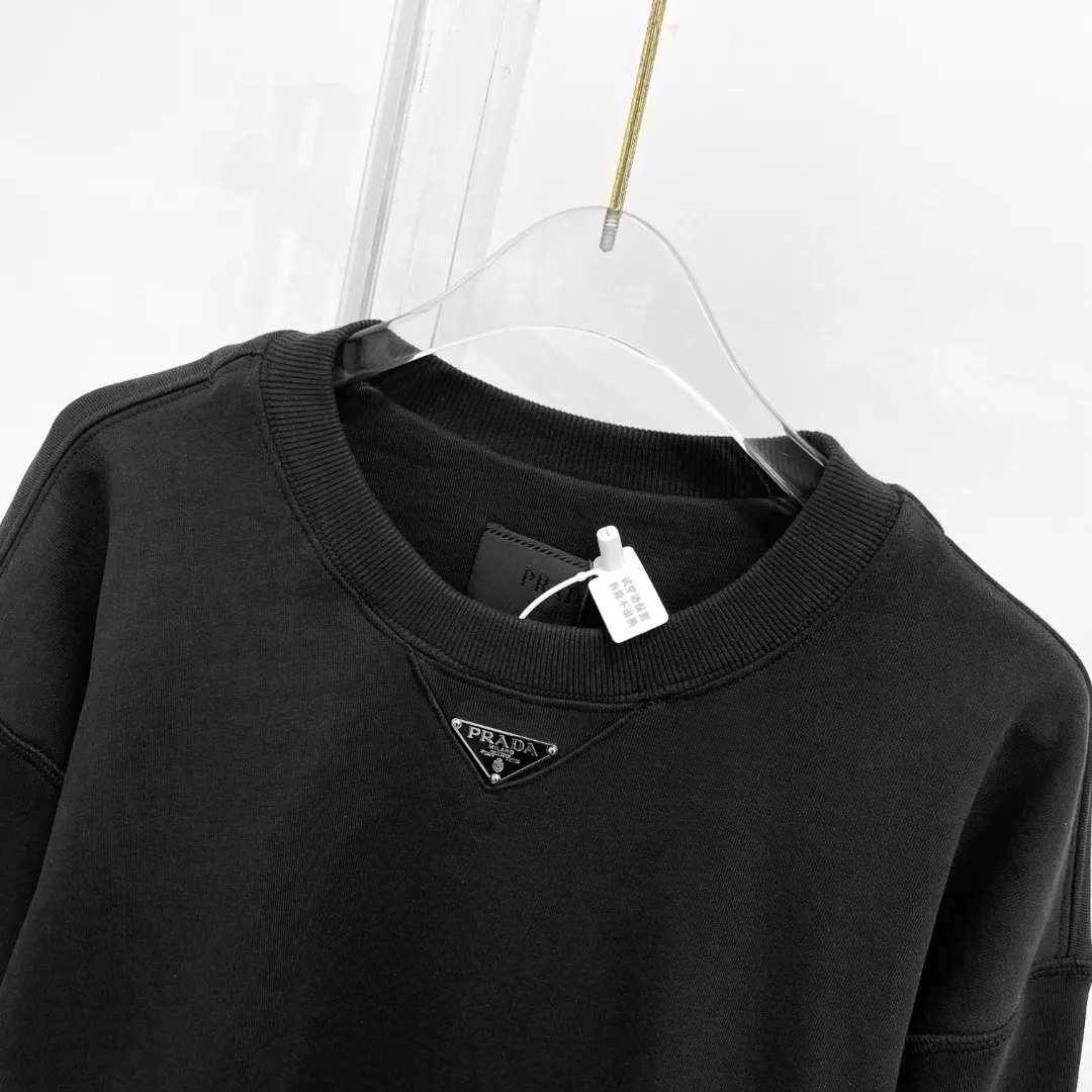 プラダ 黒色ラウンドネックスウェット - 画像 (10)