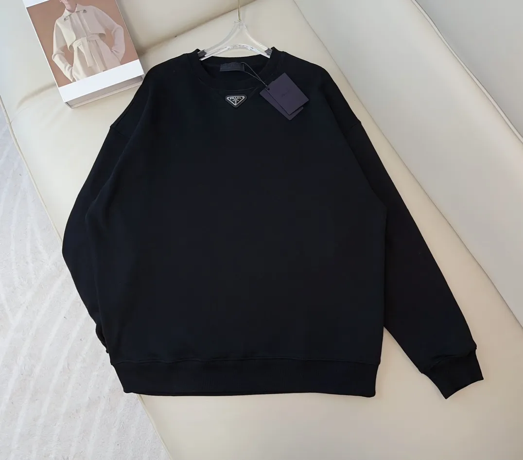 PRADAロゴラウンドネックスウェット ブラック