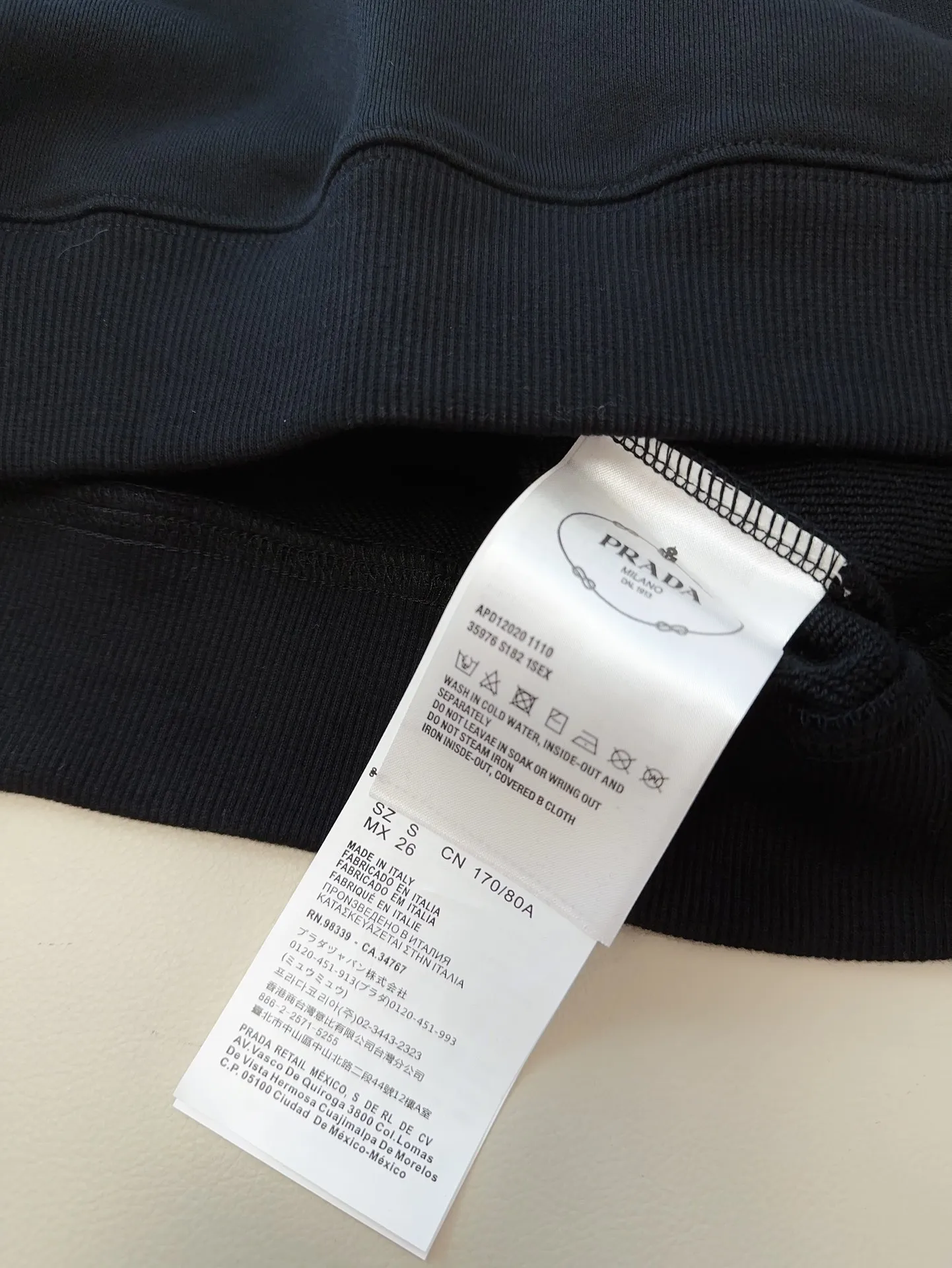 PRADAロゴラウンドネックスウェット ブラック - 画像 (10)