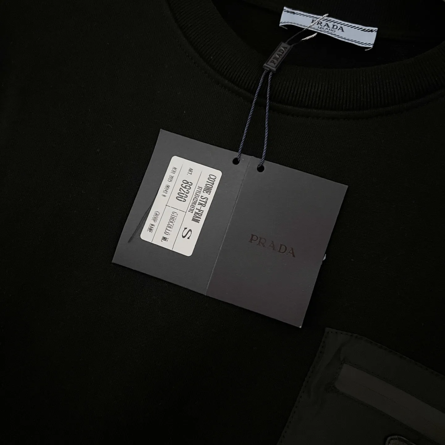 PRADA 420gコットン丸首スウェット ブラック - 画像 (6)